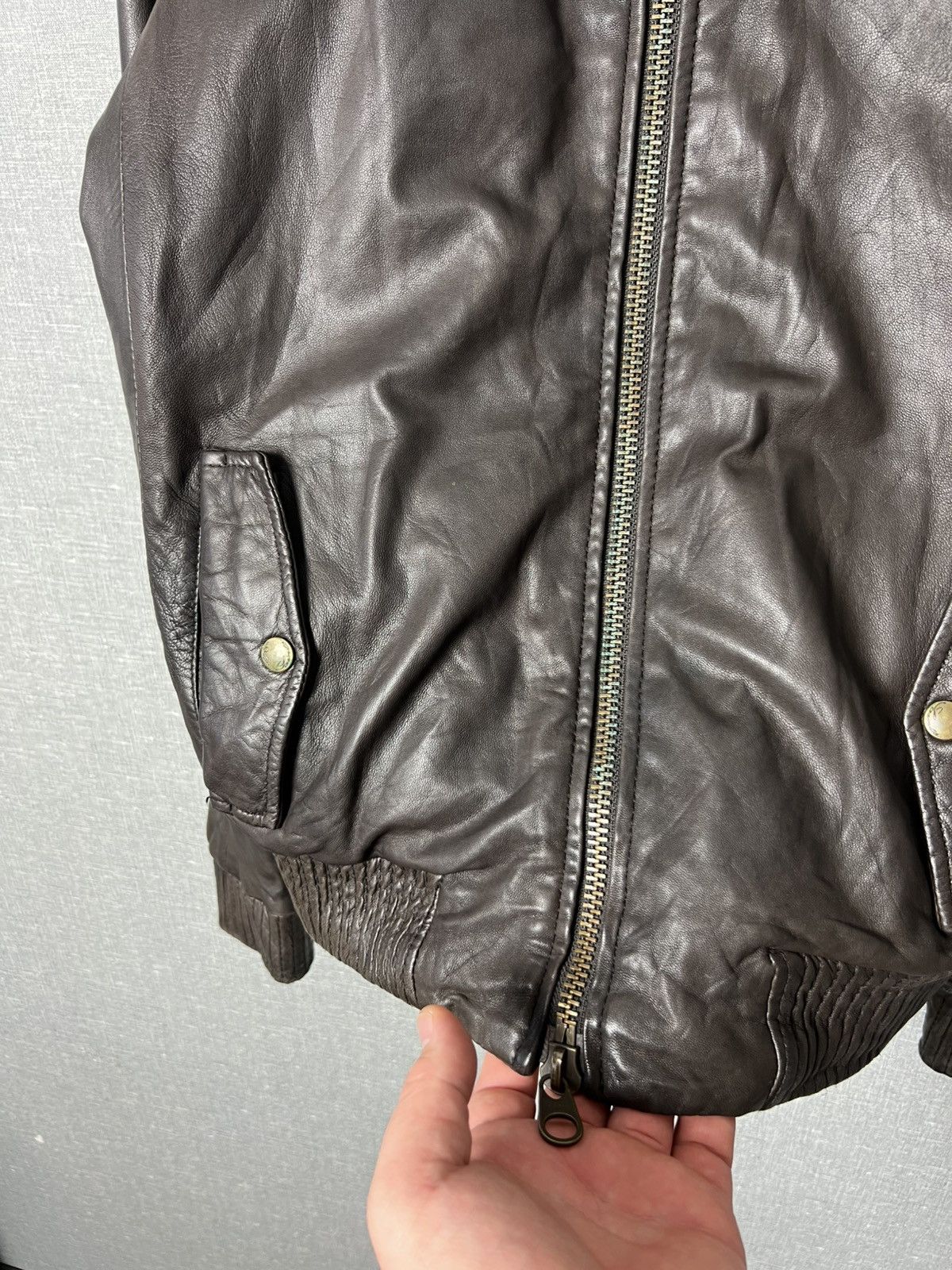 Allsaints Vintage AllSaints Leather Brown Bomber Jacket Men’s Size M Size US M / EU 48-50 / 2 - 9 Thumbnail