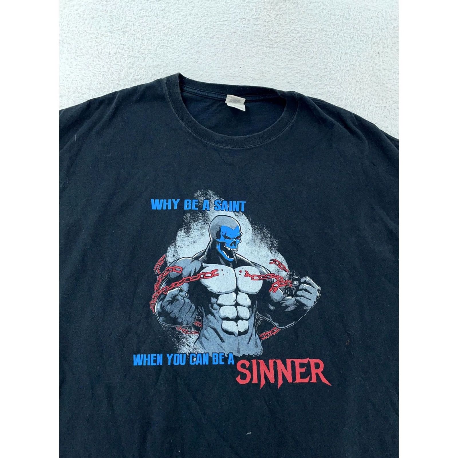 Gildan Vtg Why Be A Saint When You Can Be A Sinner Shirt T-Shirt 2XL Black Graphic Tee Mens Size US XXL / EU 58 / 5 - 2 Thumbnail