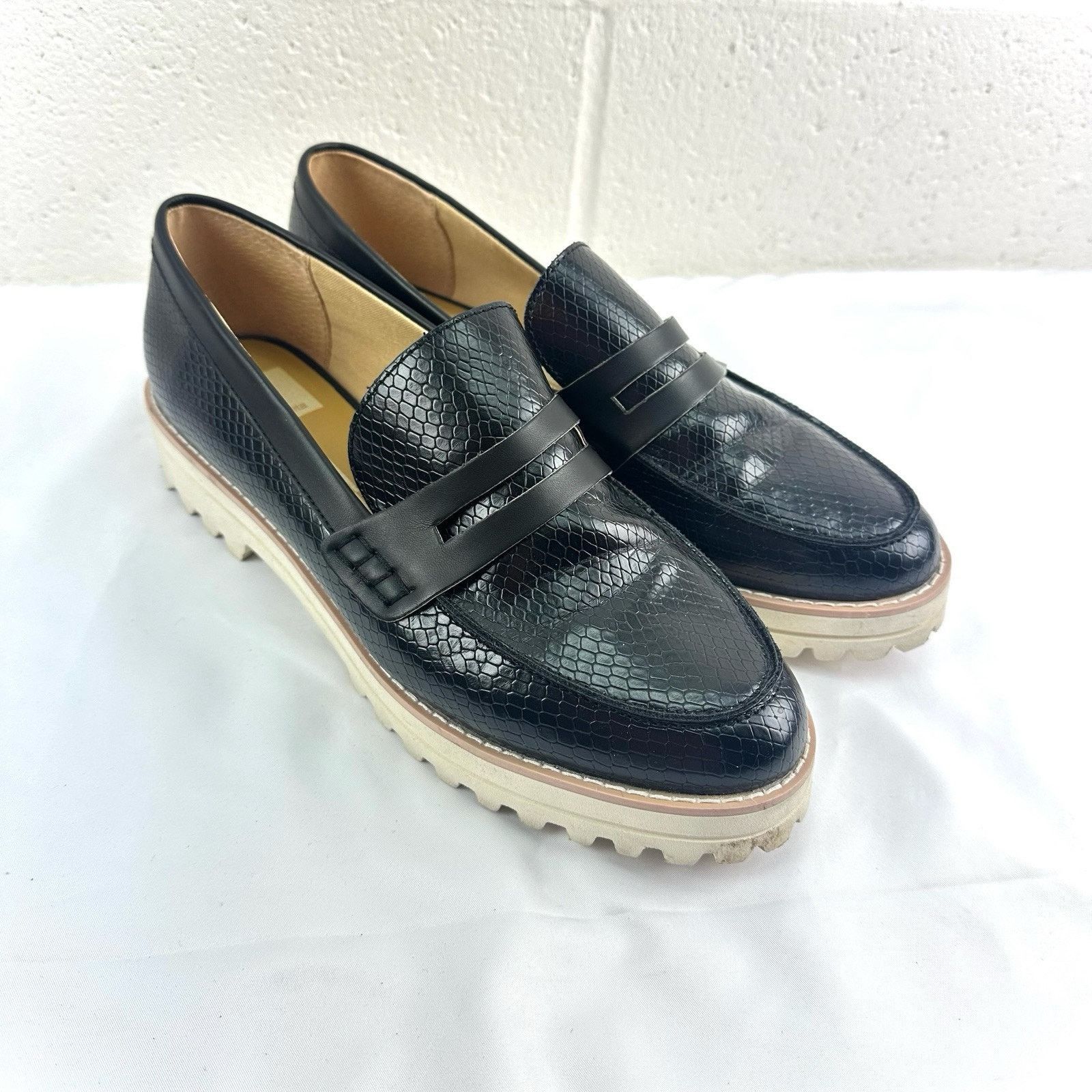 Dolce Vita Dolce Vita Womens Sz 9.5M Abbott Loafers Black Slip On Shoes Size US 9.5 / IT 39.5 - 1 Thumbnail