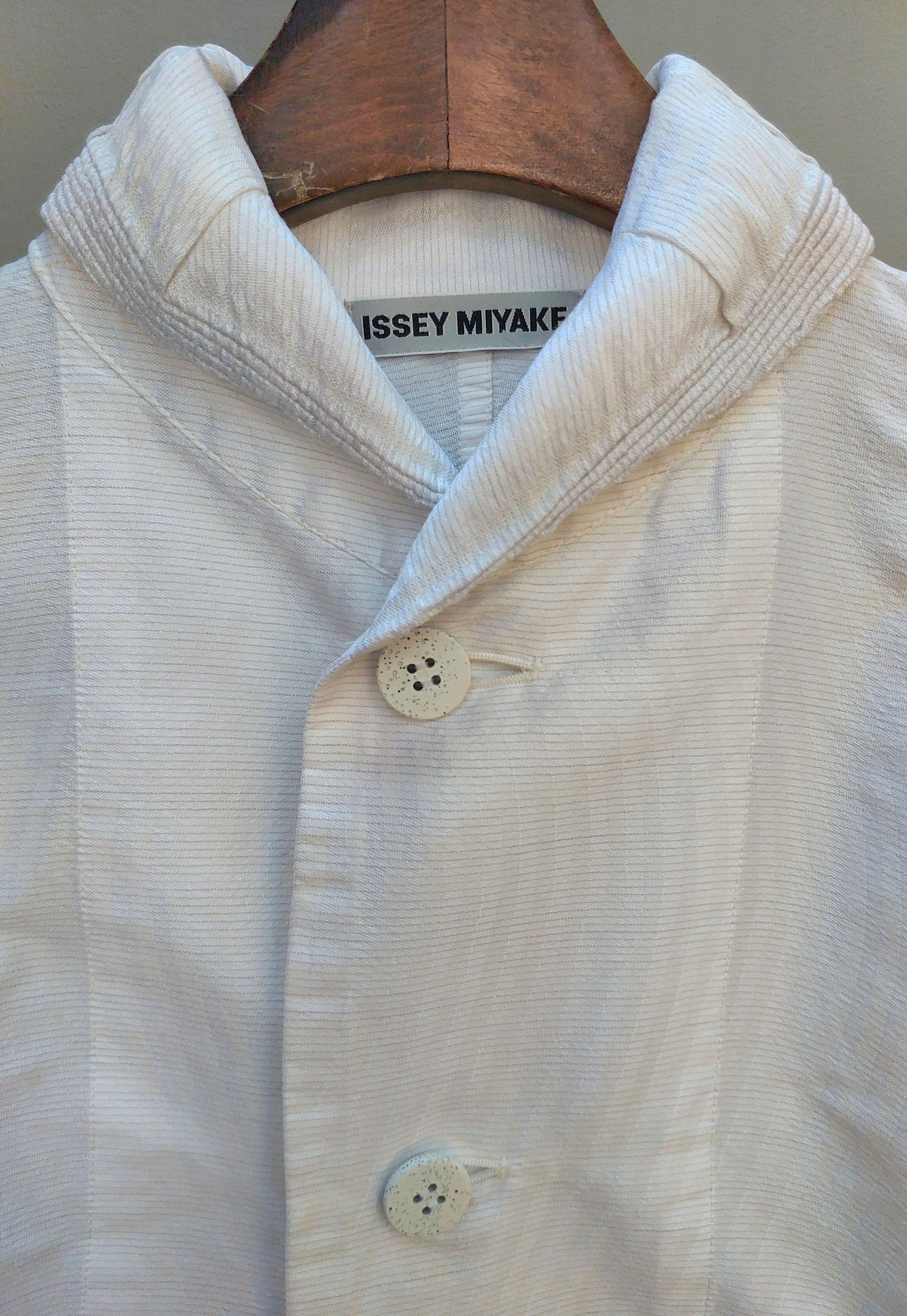 Issey Miyake Issey Miyake White Long Coat Size XS / US 0-2 / IT 36-38 - 11 Thumbnail