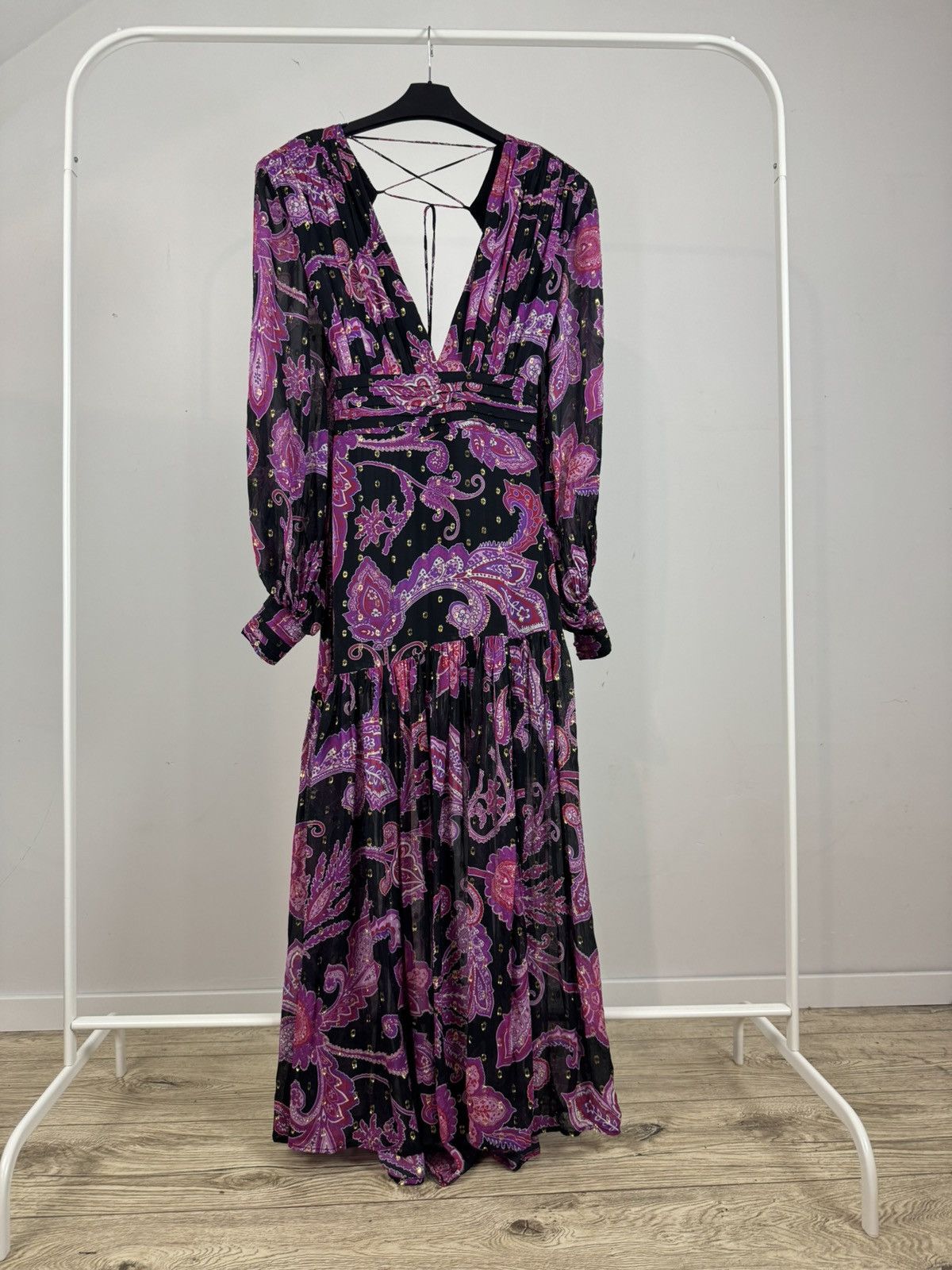 REVOLVE DUNDAS x Revolve - Flower Print Dress Worn by Halle Berry Size XS / US 0-2 / IT 36-38 - 8 Thumbnail