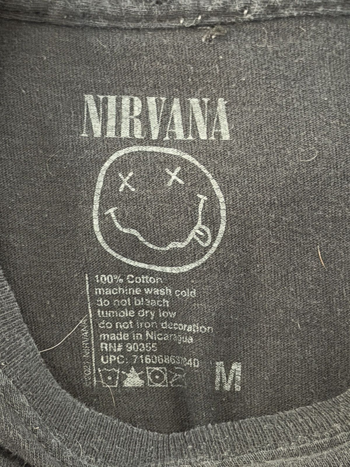 Band Tees Vintage NIRVANA Smile Logo Oversized T-Shirt Size M Size US M / EU 48-50 / 2 - 3 Thumbnail