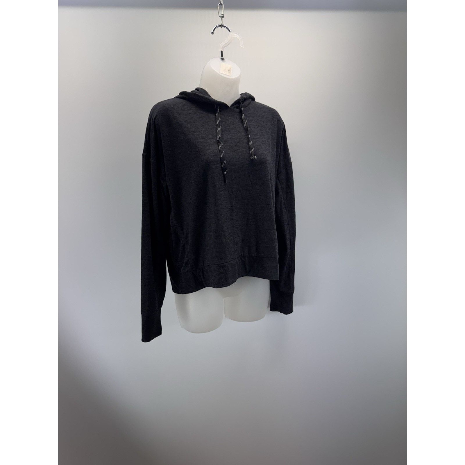 Other RBX Cropped Hoodie Women’s Size Medium Black Workout Size M / US 6-8 / IT 42-44 - 2 Thumbnail