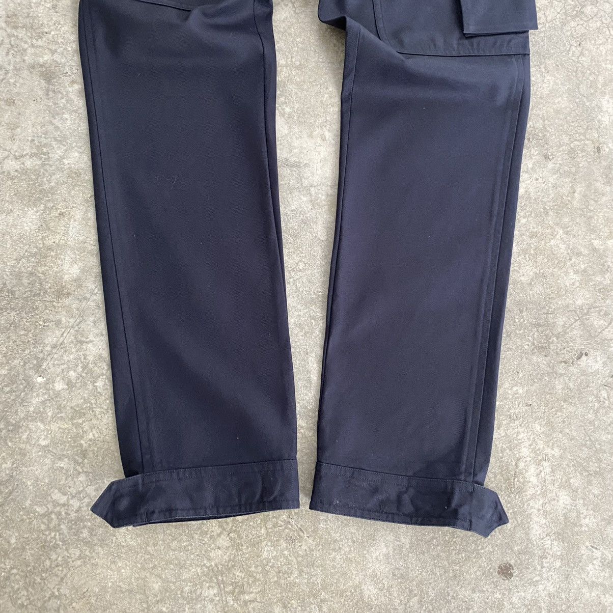 Louis Vuitton FW17 Kim Jones Era Prototype “SAMPLE” Techwear Cargo Pants Size US 33 - 6 Thumbnail