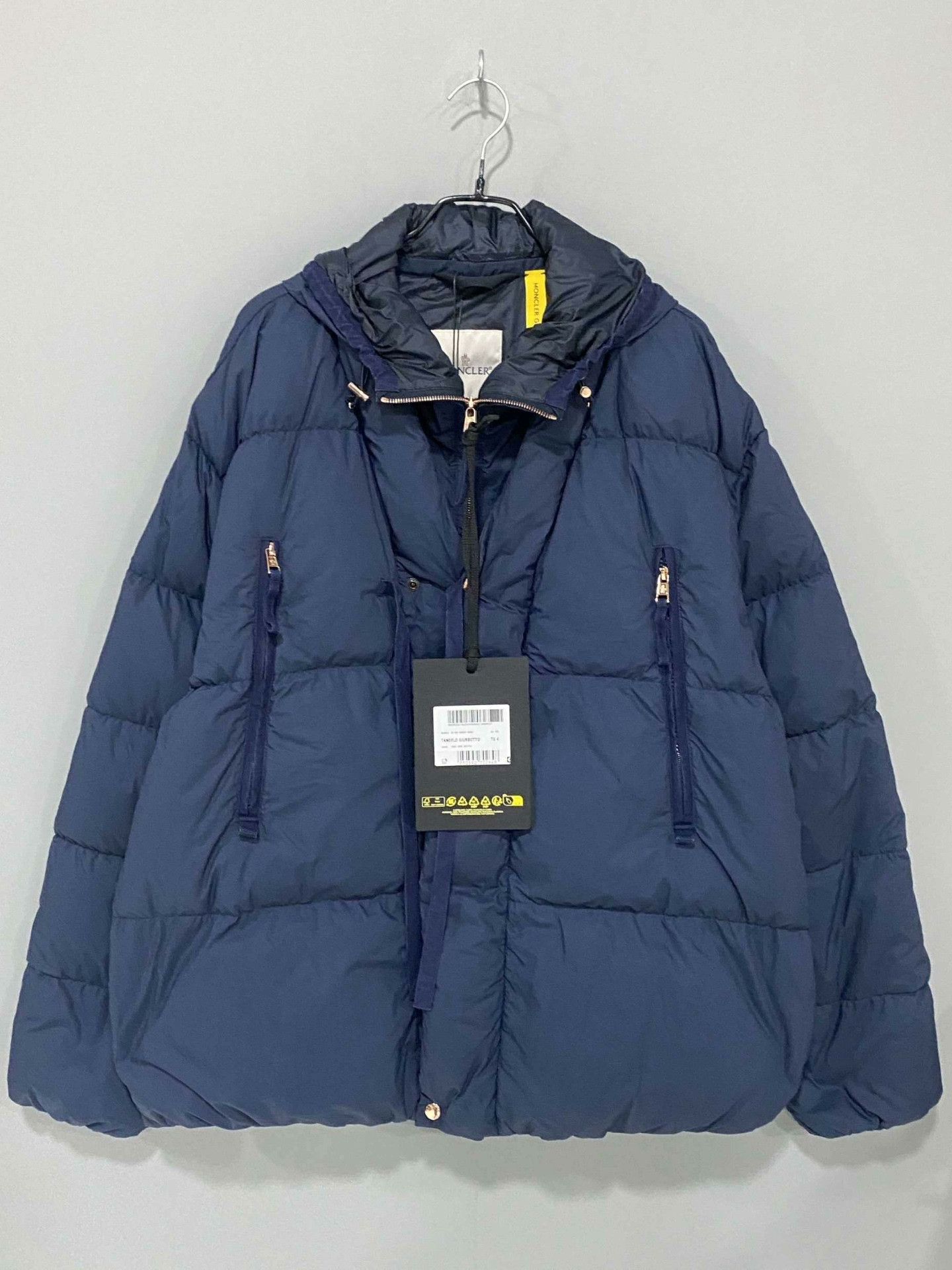 Moncler Moncler Collab Down Down Jacket XL Women Size XL / US 12-14 / IT 48-50 - 1 Thumbnail