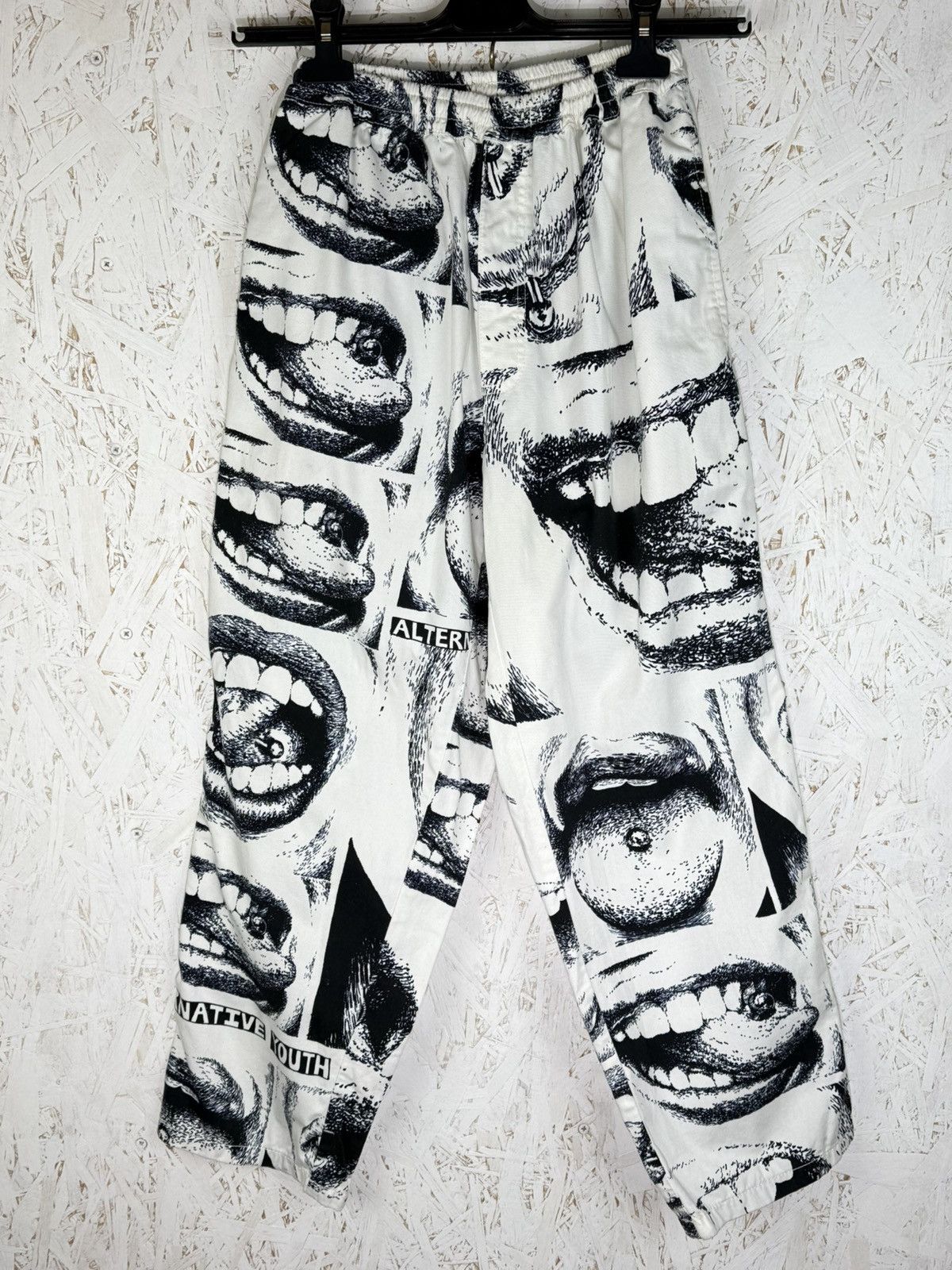 Polar Skate Co. Polar Skate Co x Iggy Alternative Youth Surf Pants XS Size US 28 / EU 44 - 1 Thumbnail