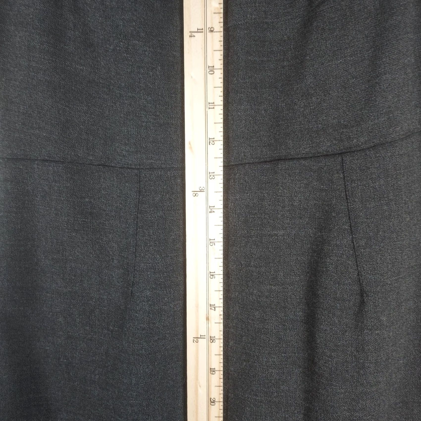 Vintage VINTAGE? No. Ann Taylor Wool Blend Sheath Dress Size 0 Gray Sleeveless Work Office Career Size XS / US 0-2 / IT 36-38 - 7 Thumbnail