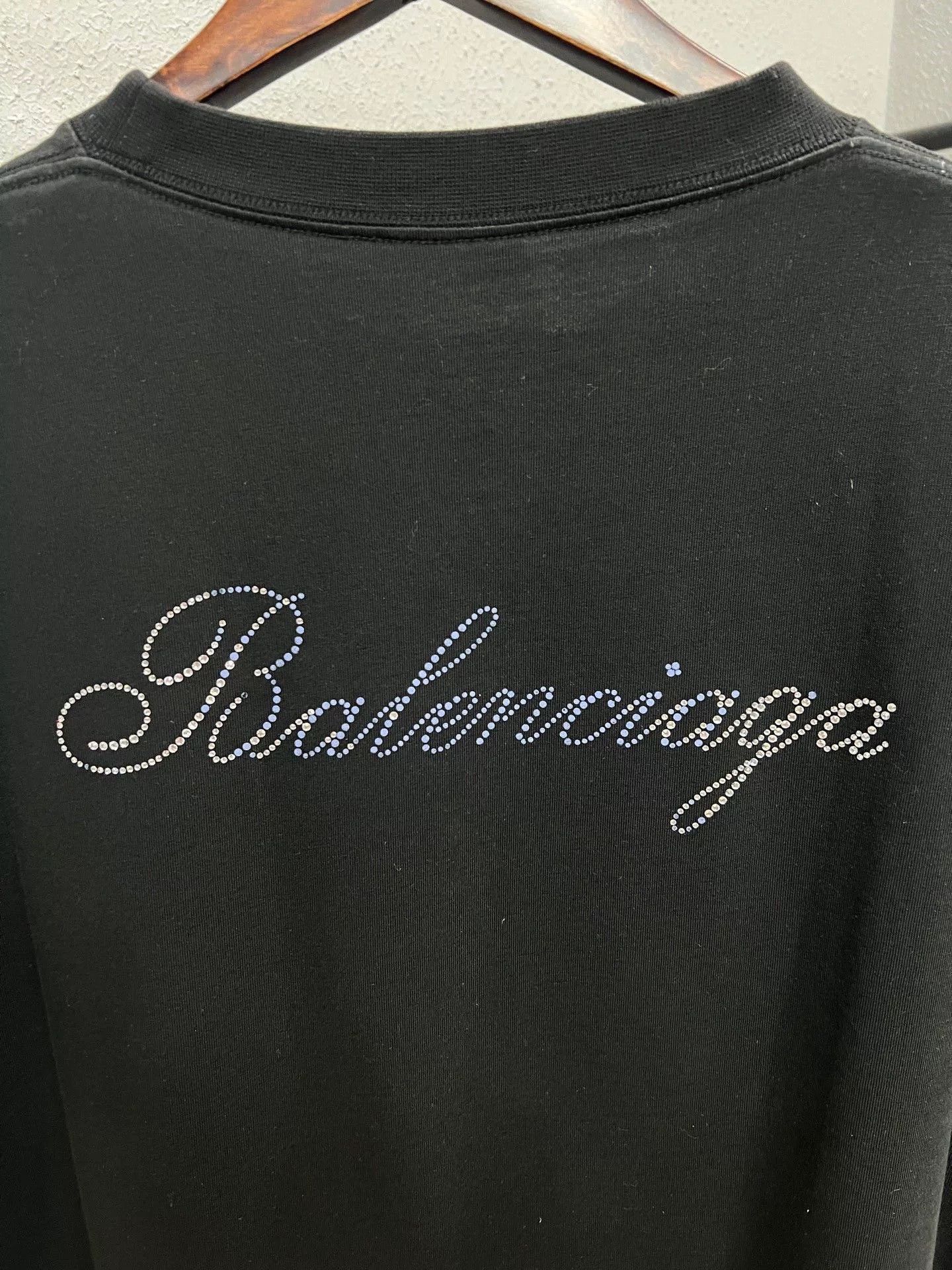 Balenciaga Balenciaga Back Crystal Logo Short Sleeve Size US S / EU 44-46 / 1 - 3 Thumbnail