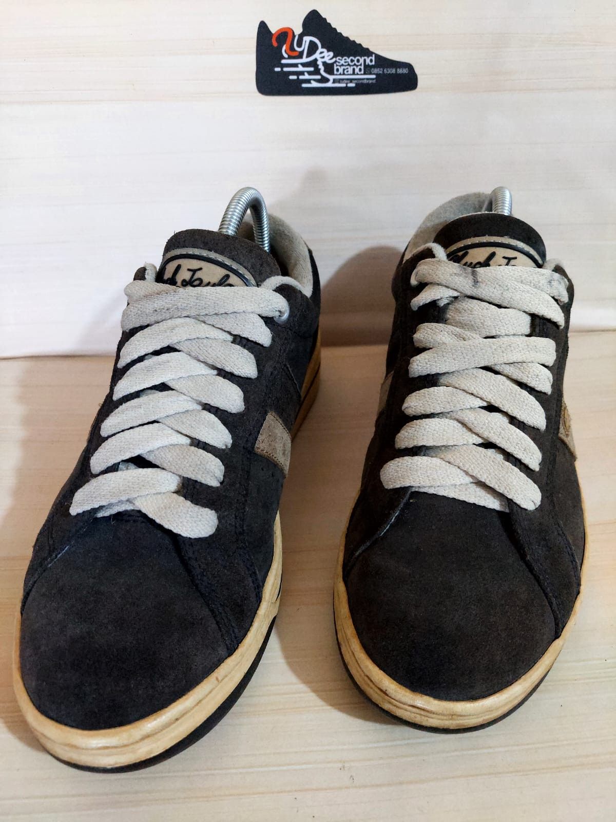 image of Converse Chuck Taylor Padded Skateboard Shoes in Grey, Men's (Size 8)