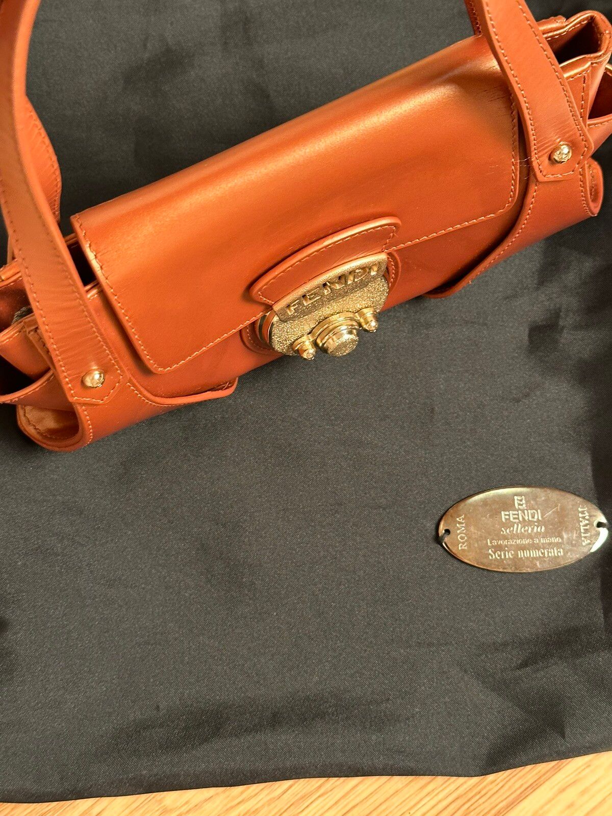 Fendi Authentic Vintage Y2K Fendi Baguette Bag Size ONE SIZE - 5 Thumbnail