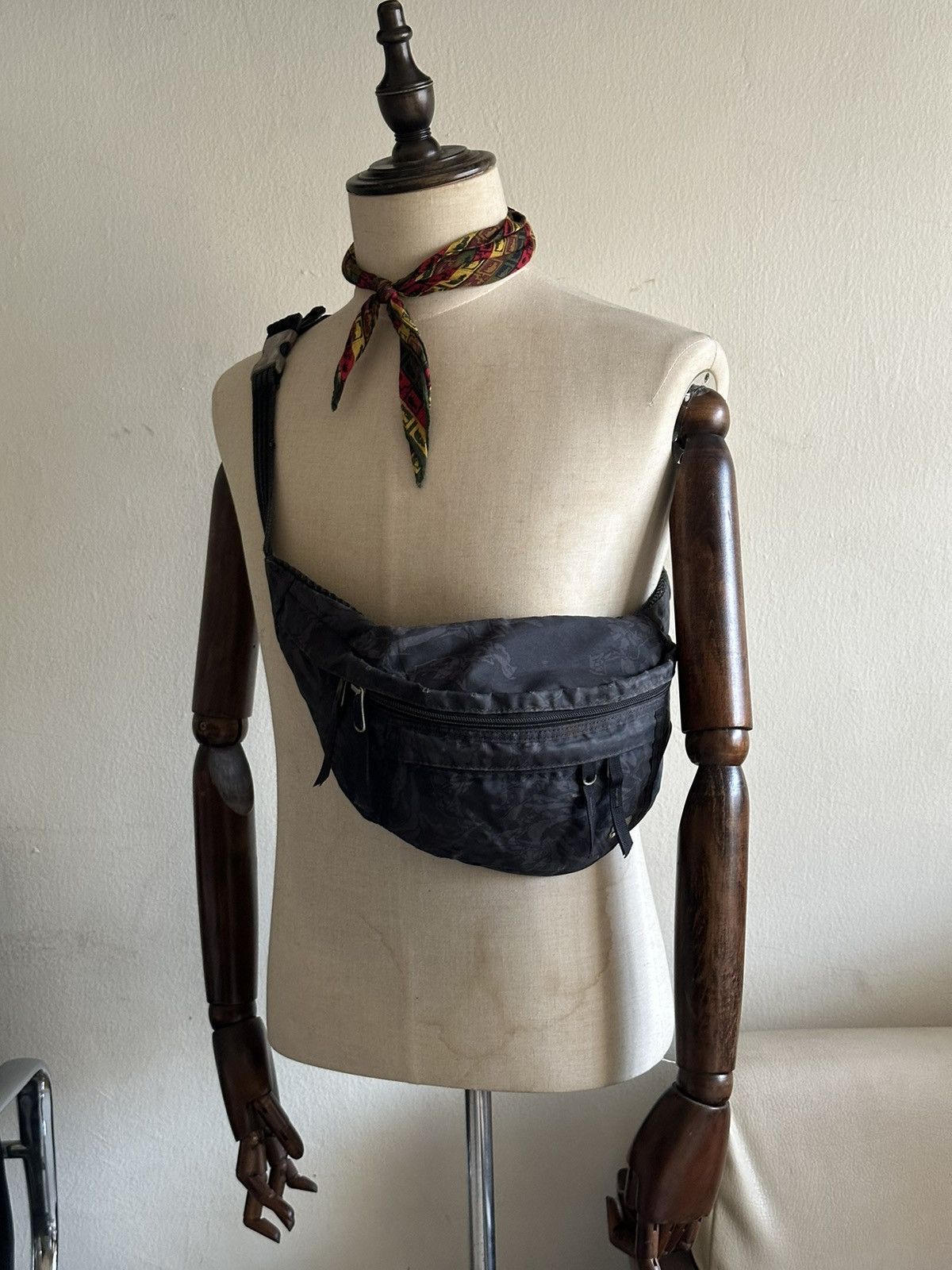 Undercover SS2001 Chaotic Discord Waist / Sling Bag Size ONE SIZE - 1 Thumbnail