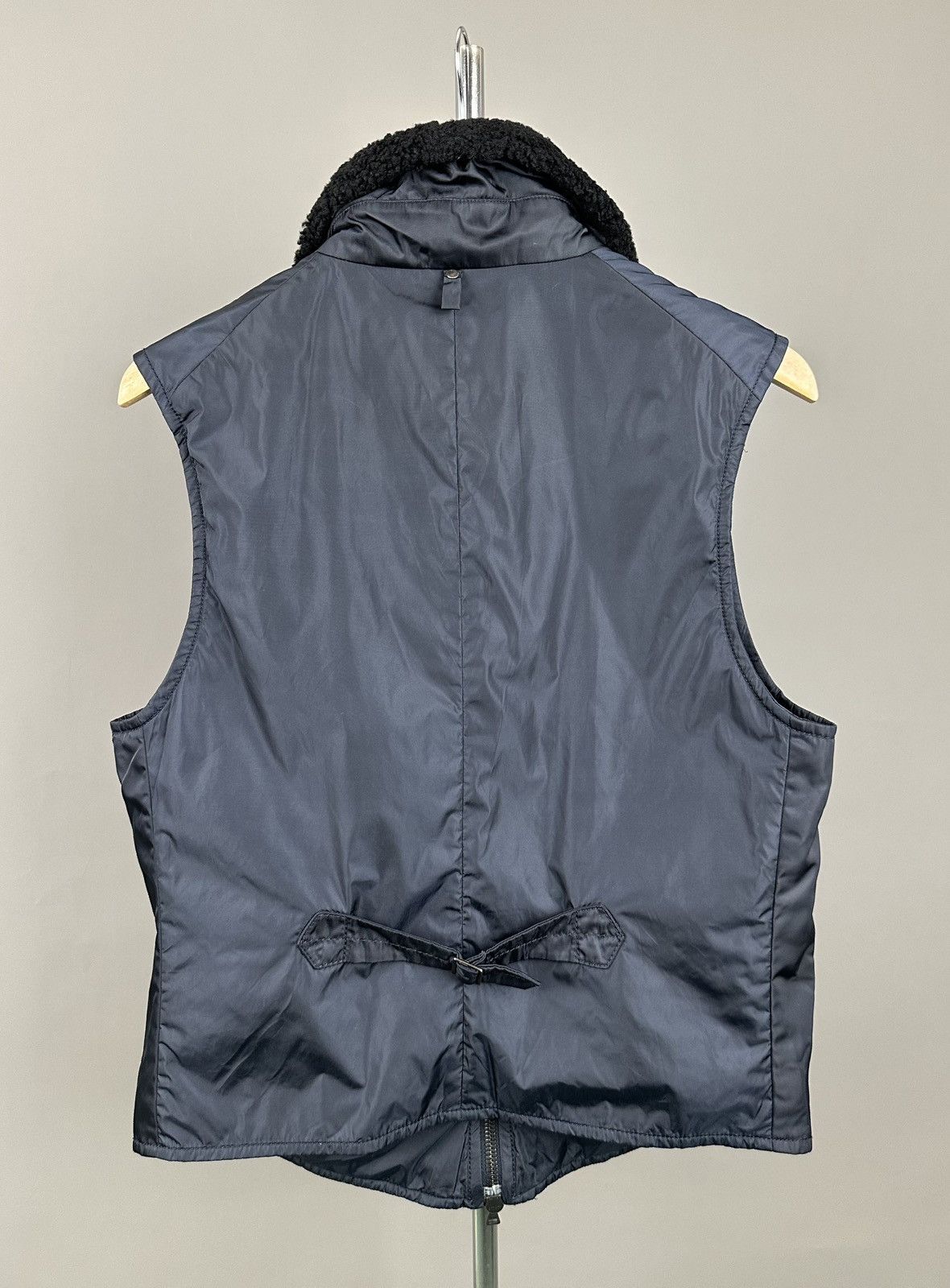 Prada Prada - Collared Nylon Technical Vest - Faux Sherling Collar Size M / US 6-8 / IT 42-44 - 8 Thumbnail