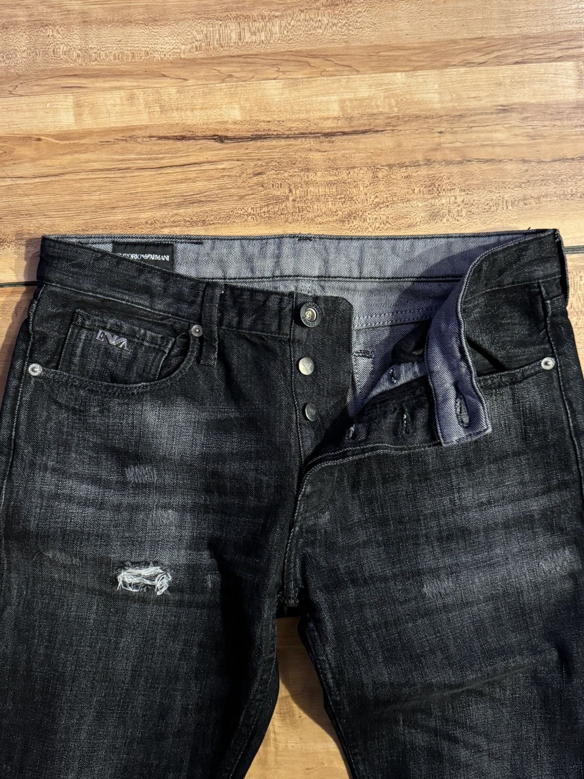 Armani × Emporio Armani Emporio Armani j75 Distressed Jeans 29x32 Size US 29 - 2 Thumbnail
