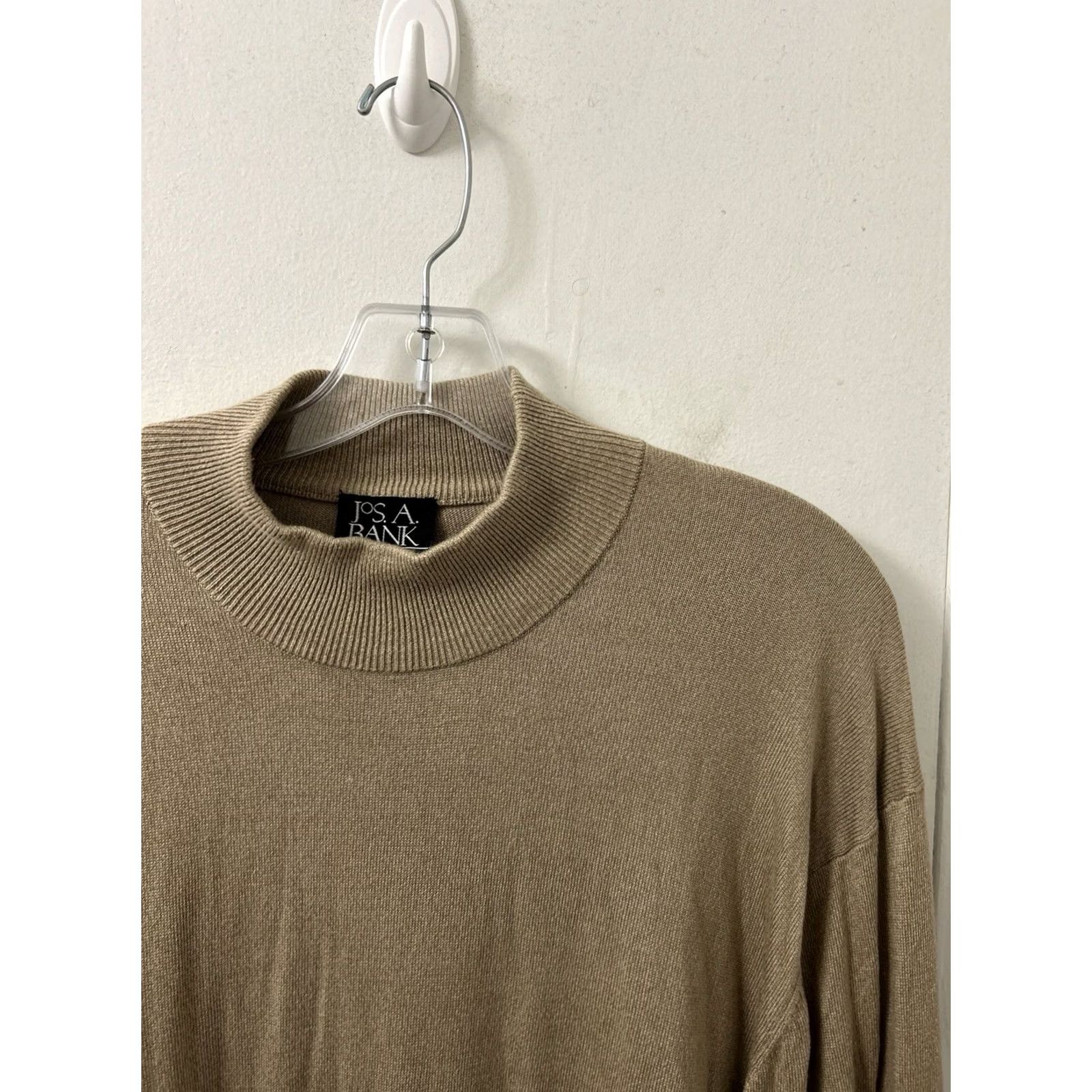 Jos. A. Bank Jos A Bank Signature Collection Sweater Mens 2XL Tan 100% Silk Mock Neck L/S Short Form: Pullover, Classic Fit Size US XXL / EU 58 / 5 - 4 Thumbnail