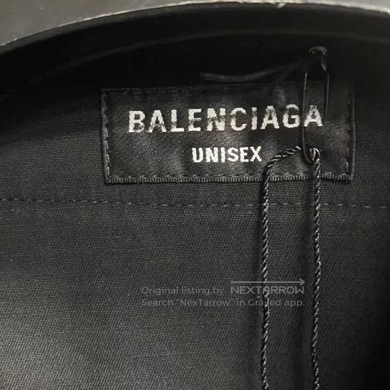 balenciaga's latest black art print embroidered logo short