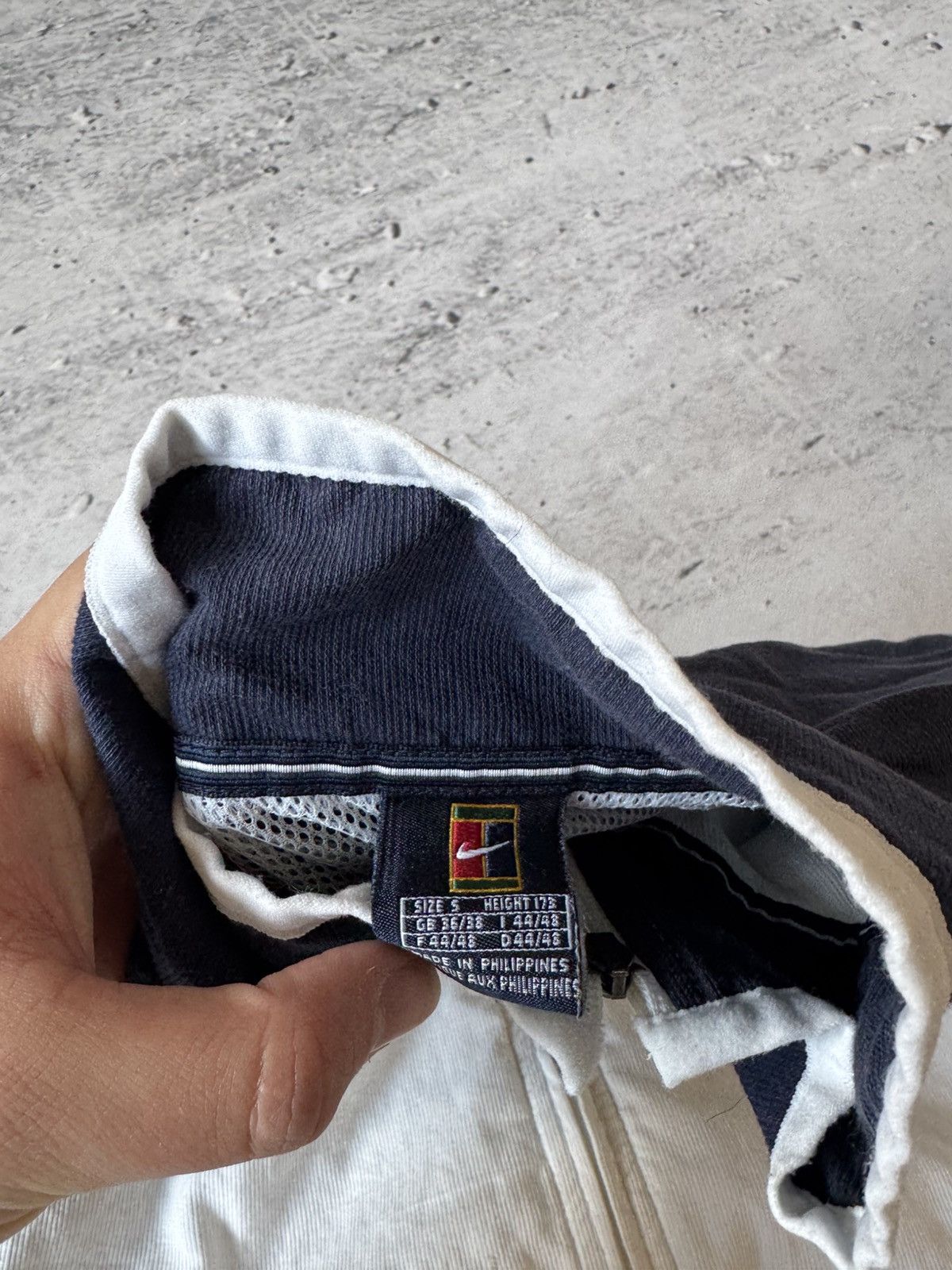 Nike × Vintage NIKE COURT VINTAGE BASIC LOGO OVERSIZE BAGGY LIGHT JACKET Size US S / EU 44-46 / 1 - 7 Thumbnail