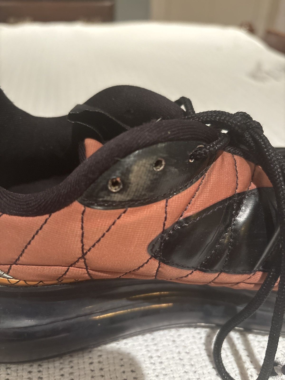 Nike Nike air max 720-818 metallic copper Size US 8.5 / EU 41-42 - 3 Thumbnail