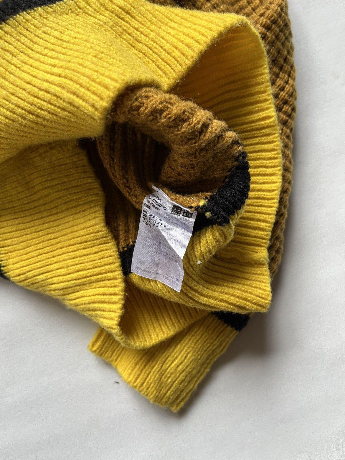 Marni × Uniqlo Marni x uniqlo knitted v-neck long sleeve cropped sweater Size L / US 10 / IT 46 - 6 Thumbnail