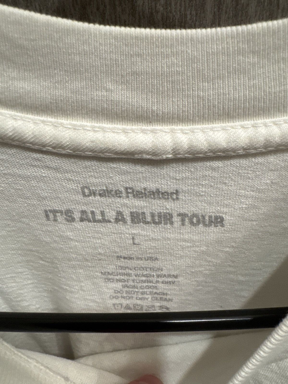 Band Tees × Drake Drake “It’s All A Blur” Tour Tee (L) Size US L / EU 52-54 / 3 - 4 Thumbnail