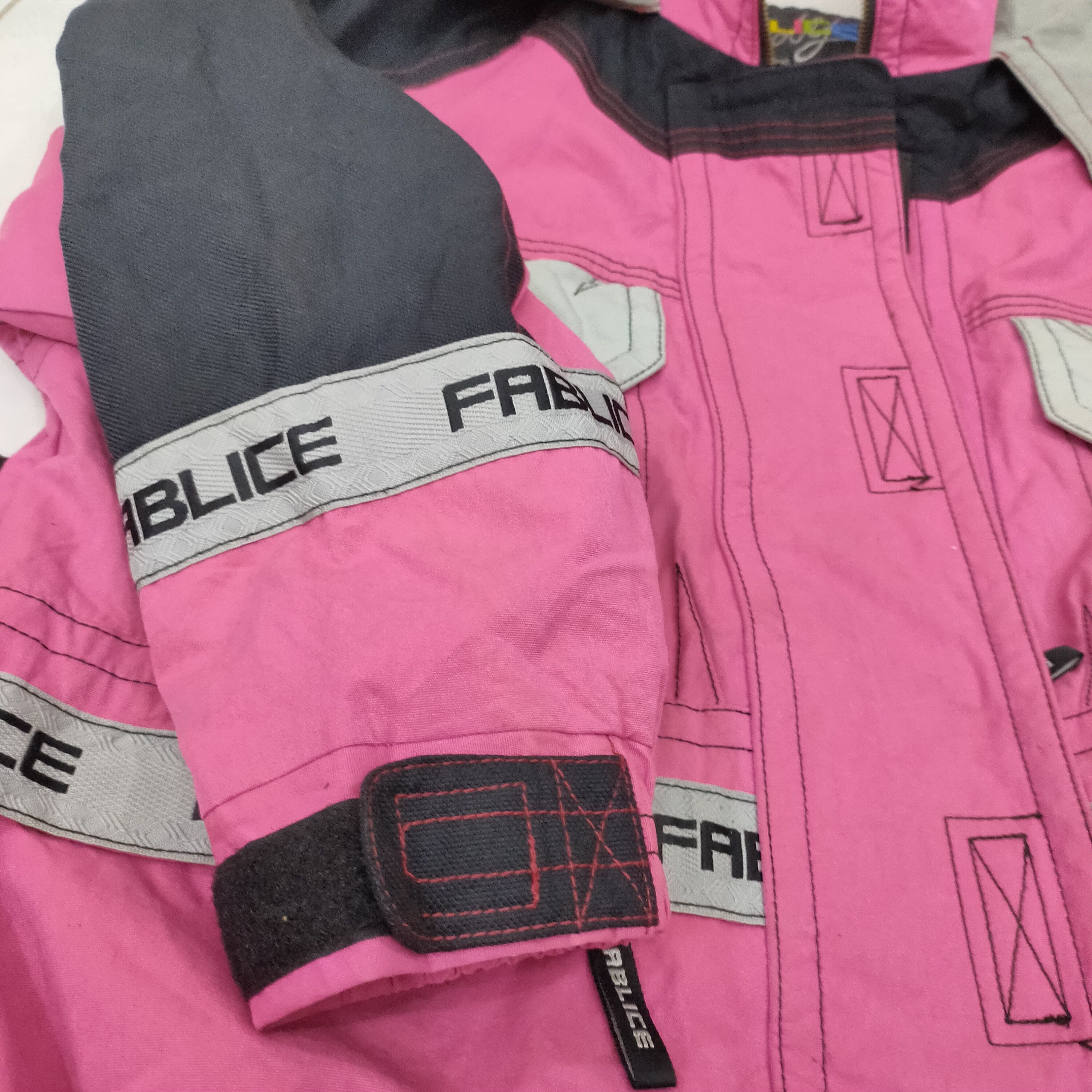 Sports Specialties Vintage Fablice Ski jacket, ski wear Size US M / EU 48-50 / 2 - 10 Thumbnail