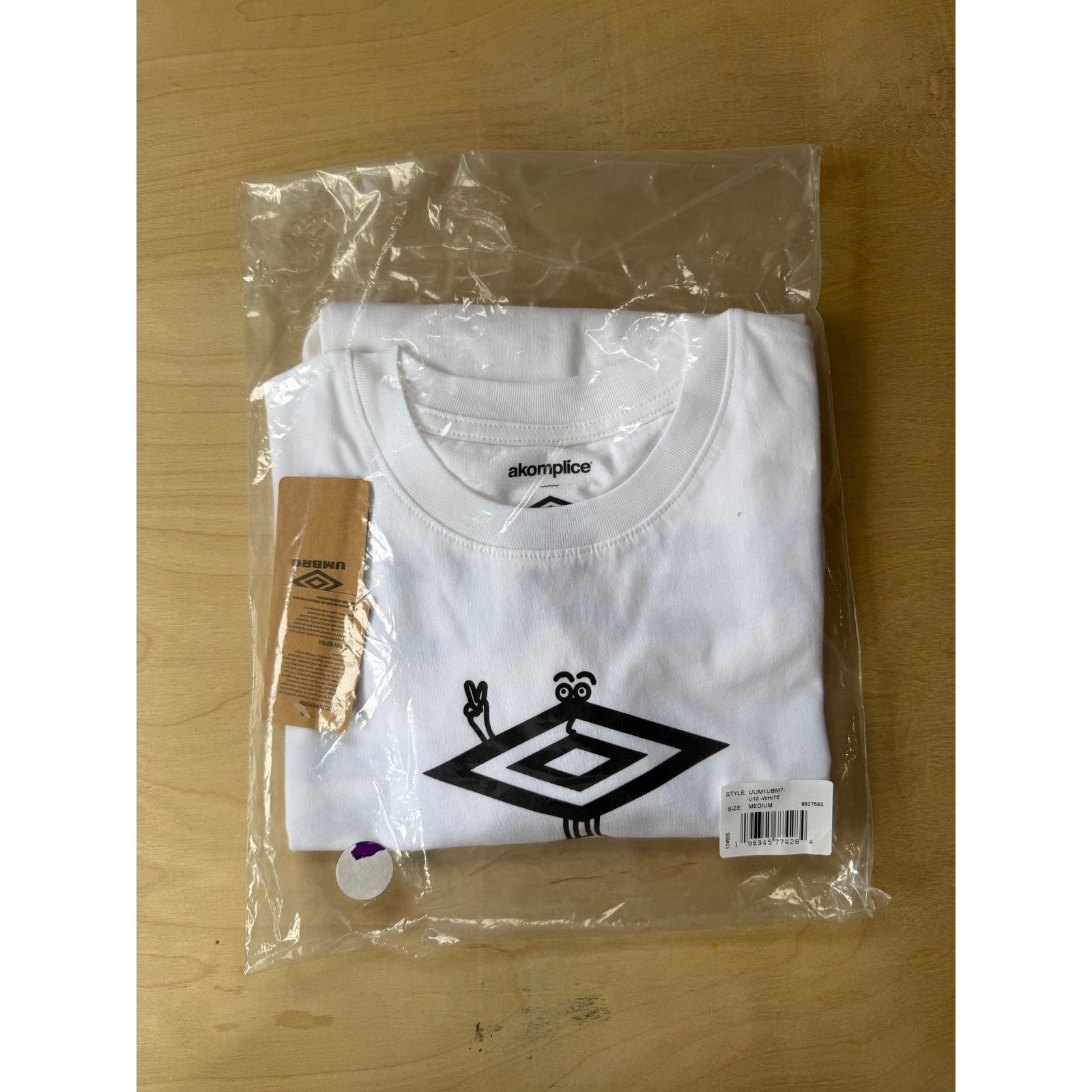 Umbro Akomplice x Umbro Peaceman Long Sleeve Tee White Size US M / EU 48-50 / 2 - 9 Thumbnail
