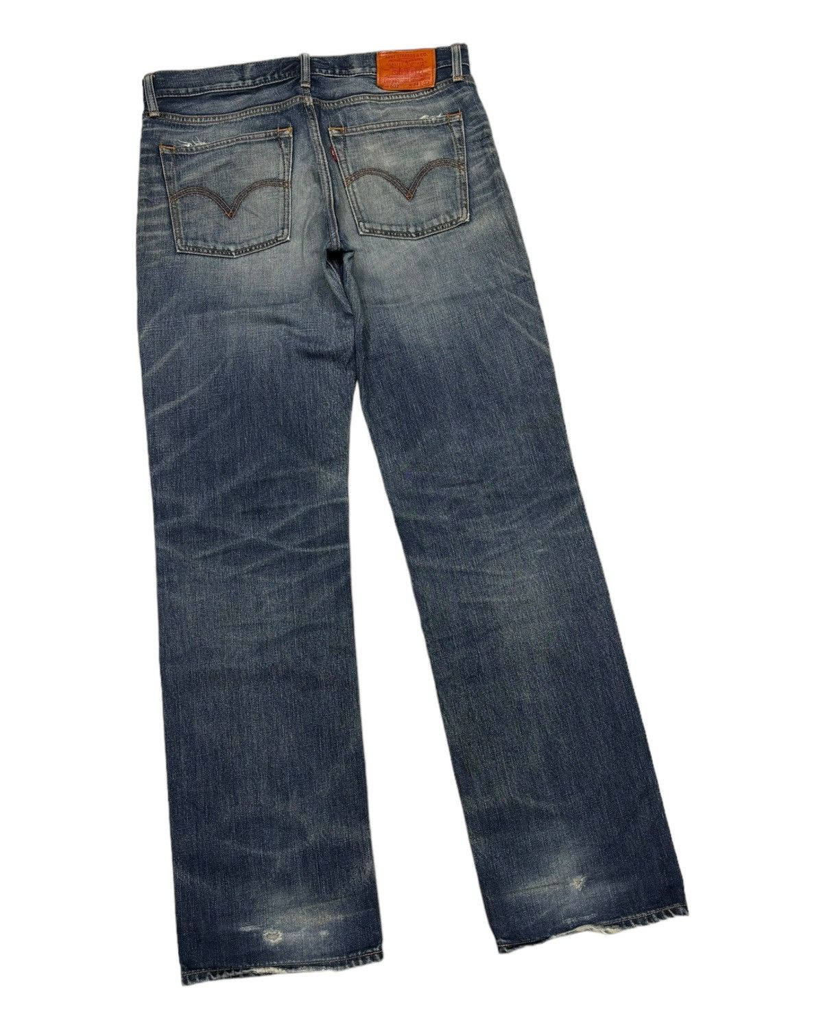 Levi's VINTAGE LEVIS 502 CLASSIC DISTRESSED DENIM JEANS Size US 35 - 4 Thumbnail