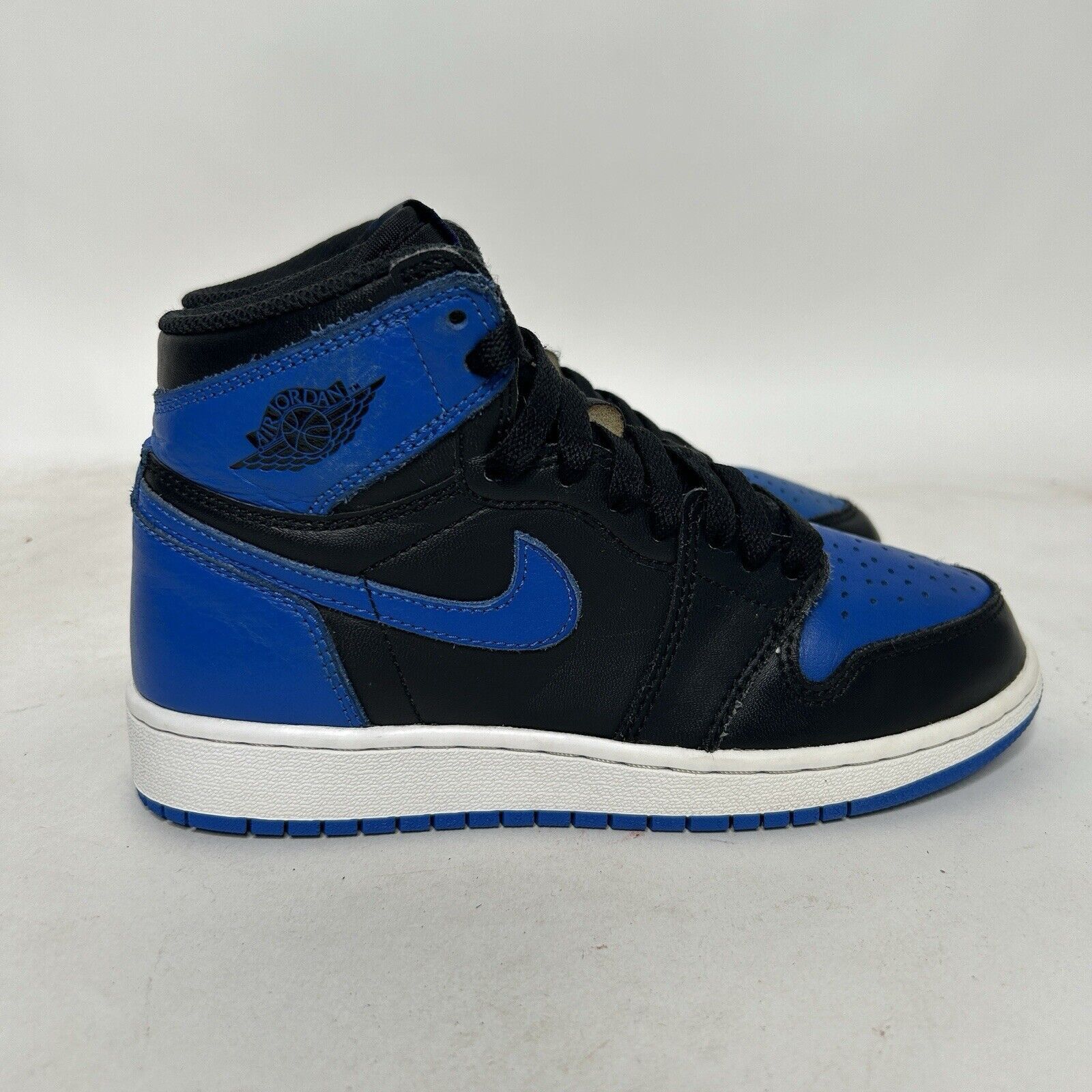 Nike Nike Shoes Air Jordan 1 Retro High OG BG “Royal” 2017 Size US 5.5 / IT 35.5 - 5 Thumbnail