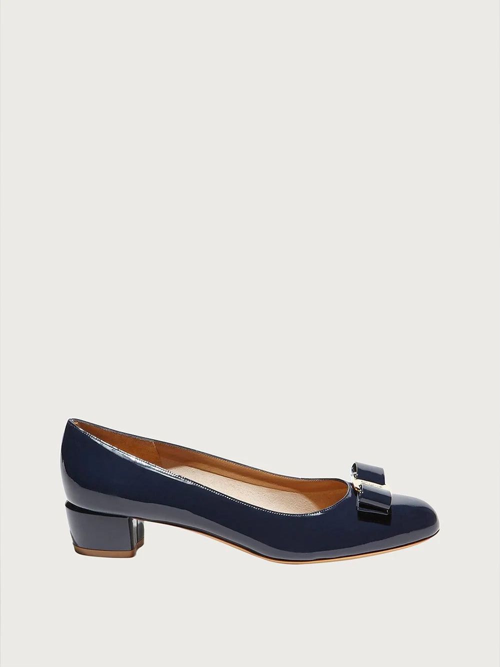image of Salvatore Ferragamo Vara Pumps Size 9C in Blue, Women's