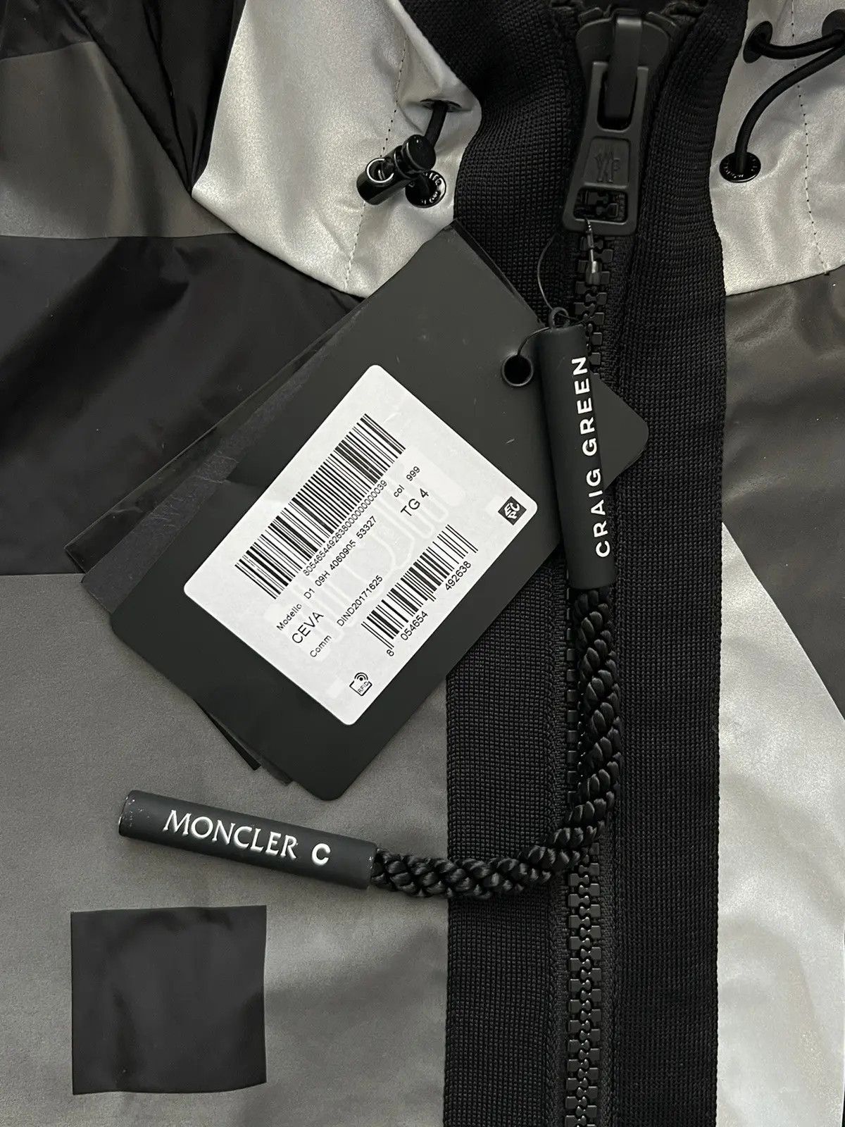 Moncler moncler x craig green ceva jacket - dmc99 Size US XL / EU 56 / 4 - 7 Thumbnail