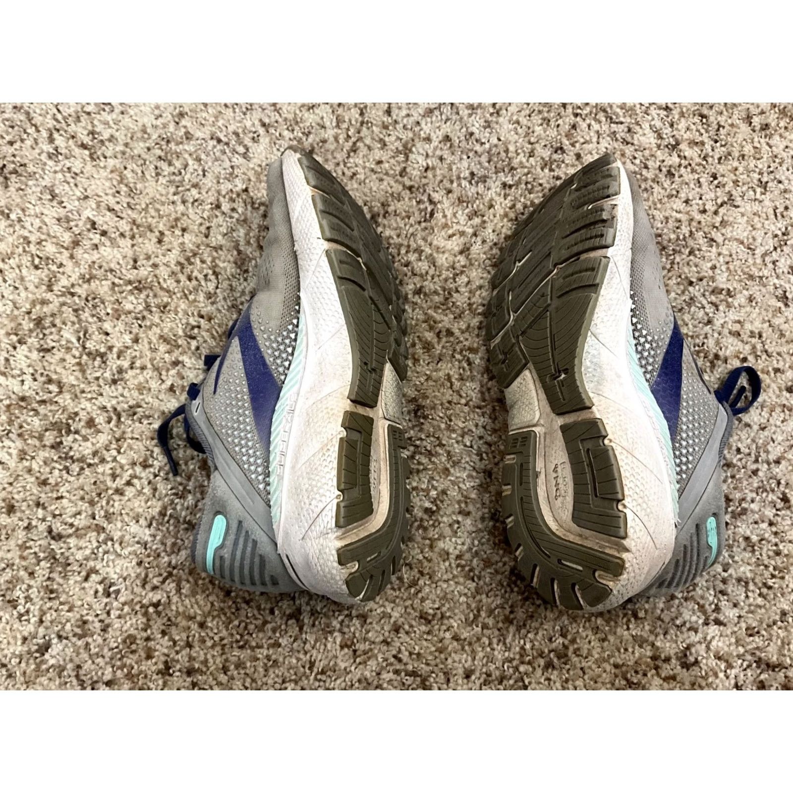 Brooks Brooks Adrenaline GTS 22 Gray - Size 8.5 - Women - Sneaker - Lace Up - Rubber Outsole - Running & Jogging - Casual - Solid Gray Size US 9 / IT 39 - 5 Thumbnail