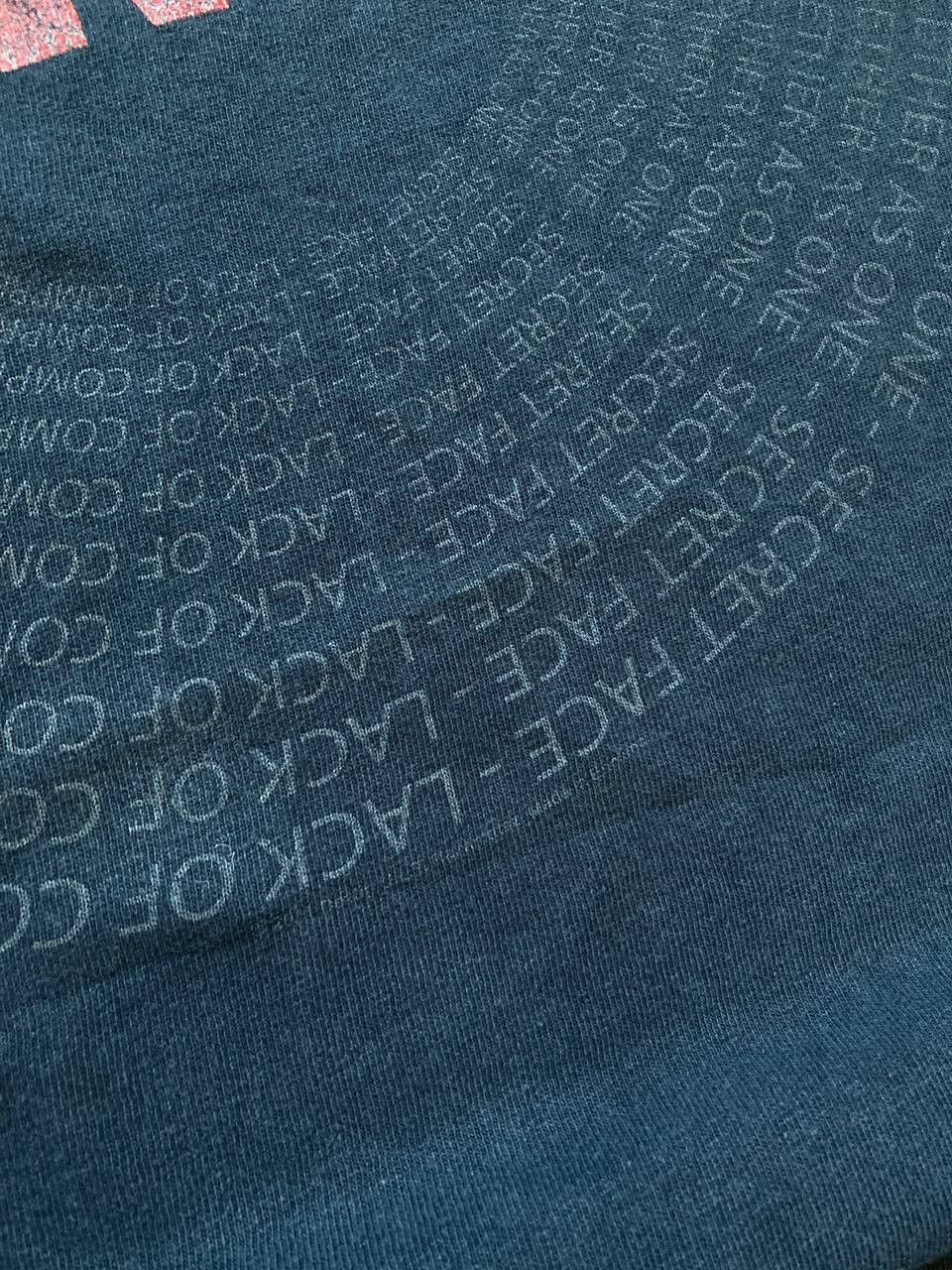 Gildan Vintage 2011 Human Death Tee Size US XL / EU 56 / 4 - 6 Thumbnail