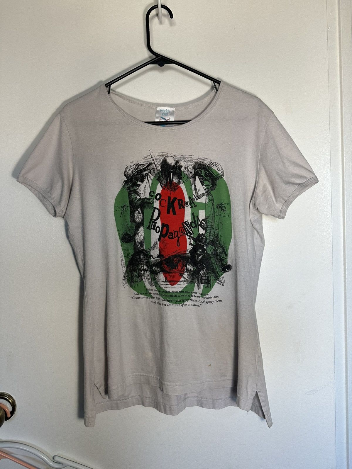 Vivienne Westwood Vivienne westwood cockroach t shirt Size M / US 6-8 / IT 42-44 - 1 Thumbnail
