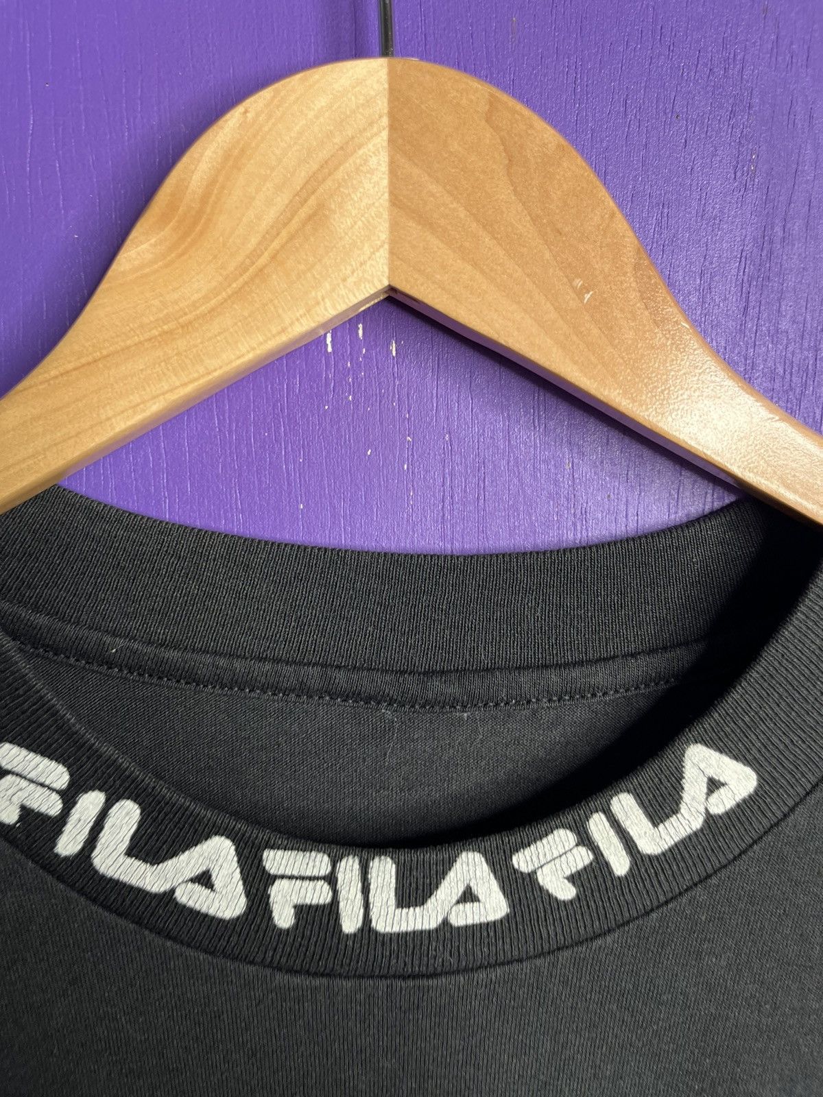 Vintage Vintage 90s Fila USA neck logo t-shirt Size US L / EU 52-54 / 3 - 4 Thumbnail