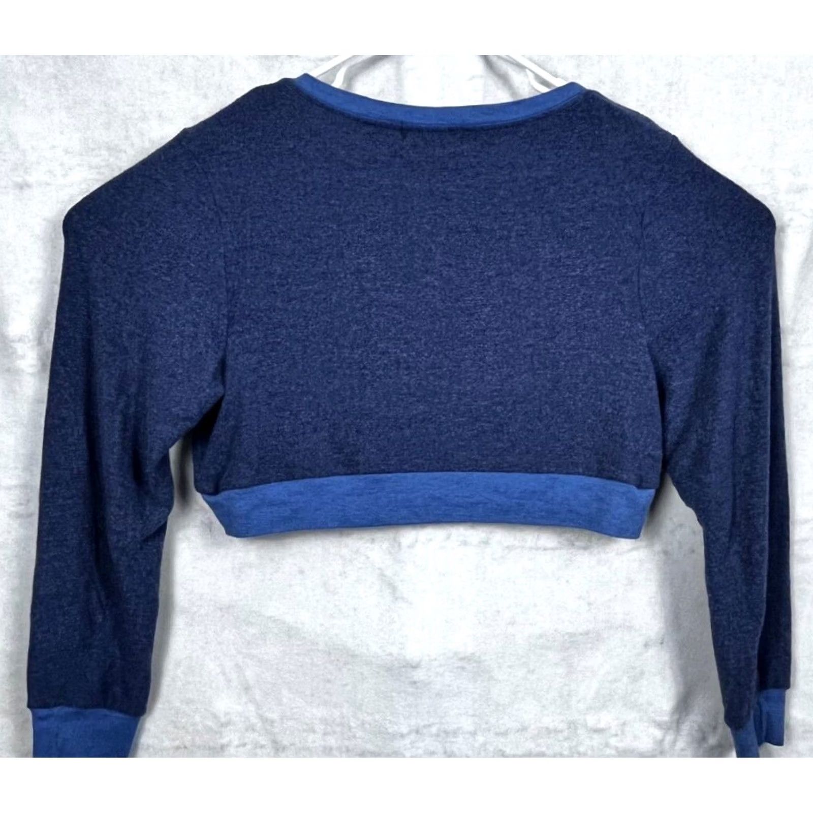 Wildfox Wildfox Sweater Women Medium Blue Knit Sweatshirt Cropped Pullover L/S Asymmetrical Sleeve Size M / US 6-8 / IT 42-44 - 4 Thumbnail