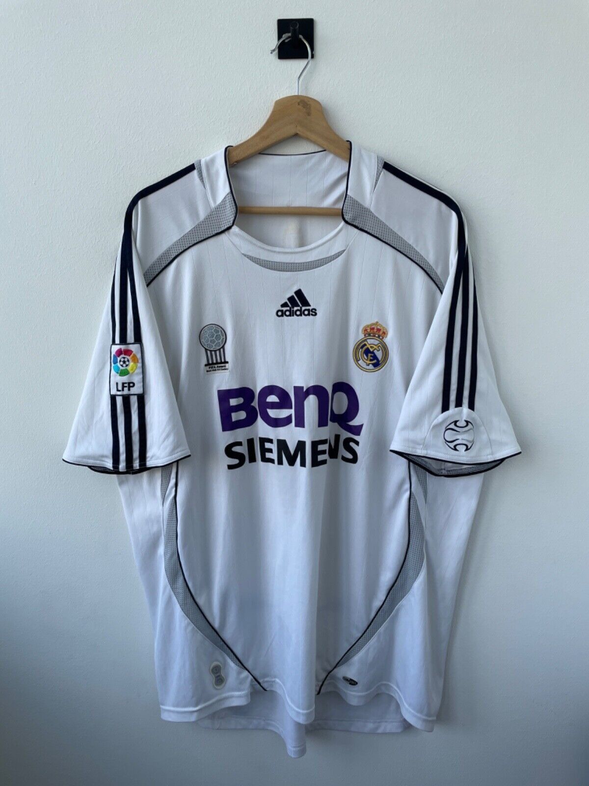 Adidas Real Madrid #9 Ronaldo Jersey Shirt Large 2006/2007 Size US XL / EU 56 / 4 - 1 Thumbnail