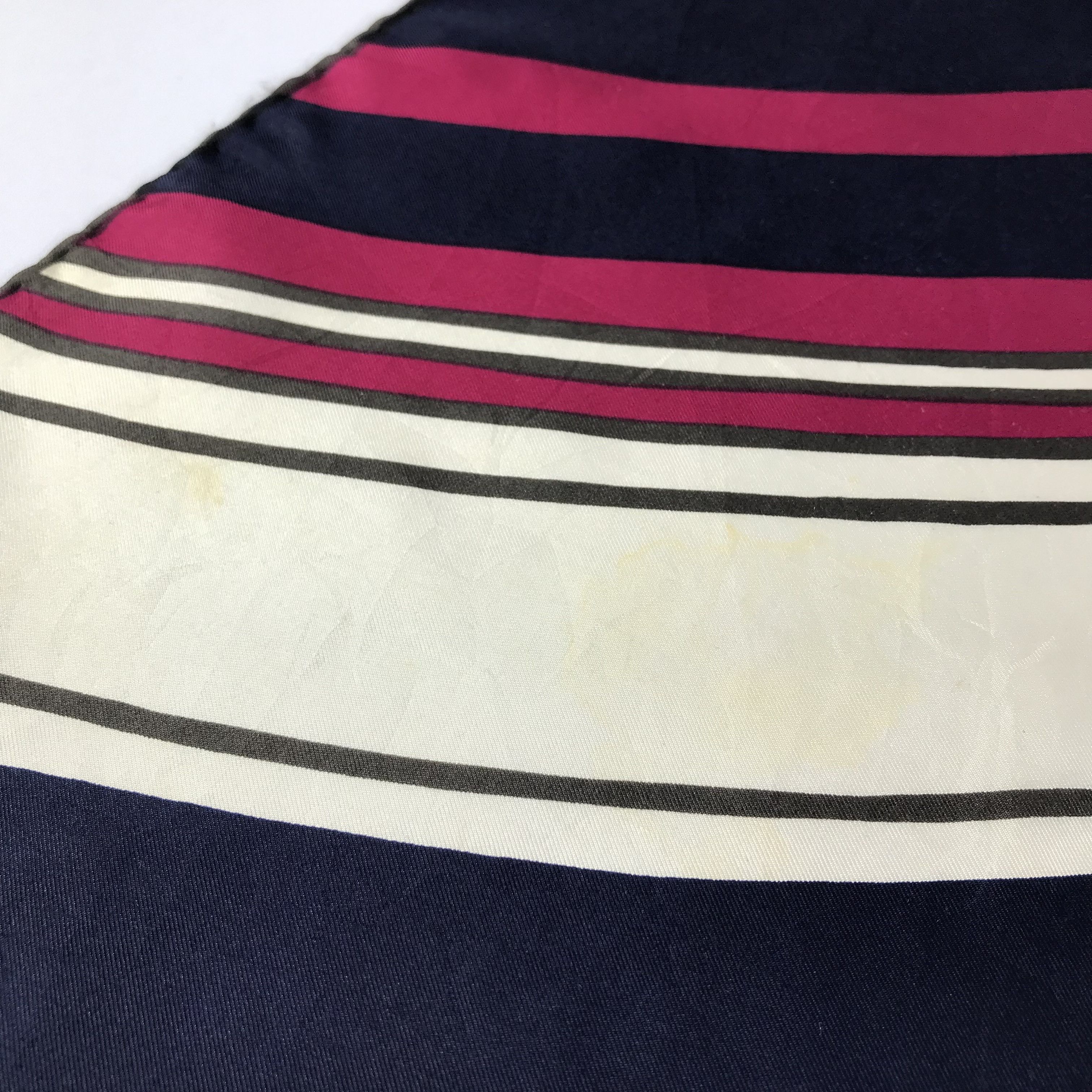 Vintage Vintage Abstract Design Hand Rolled Silk Scarf M189 Size ONE SIZE - 9 Thumbnail