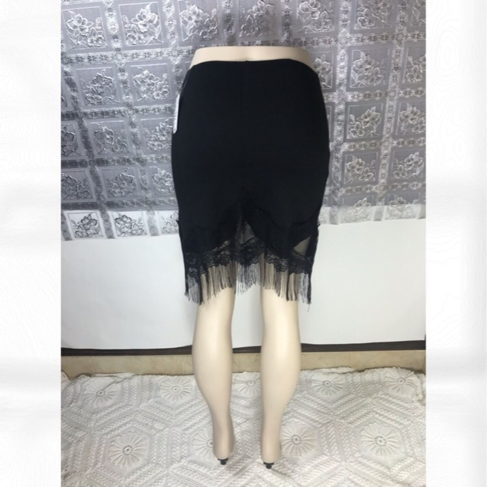 Other NWT Love Culture Black Ponte Lace Trim Skirt Size 27" / US 4 / IT 40 - 4 Thumbnail
