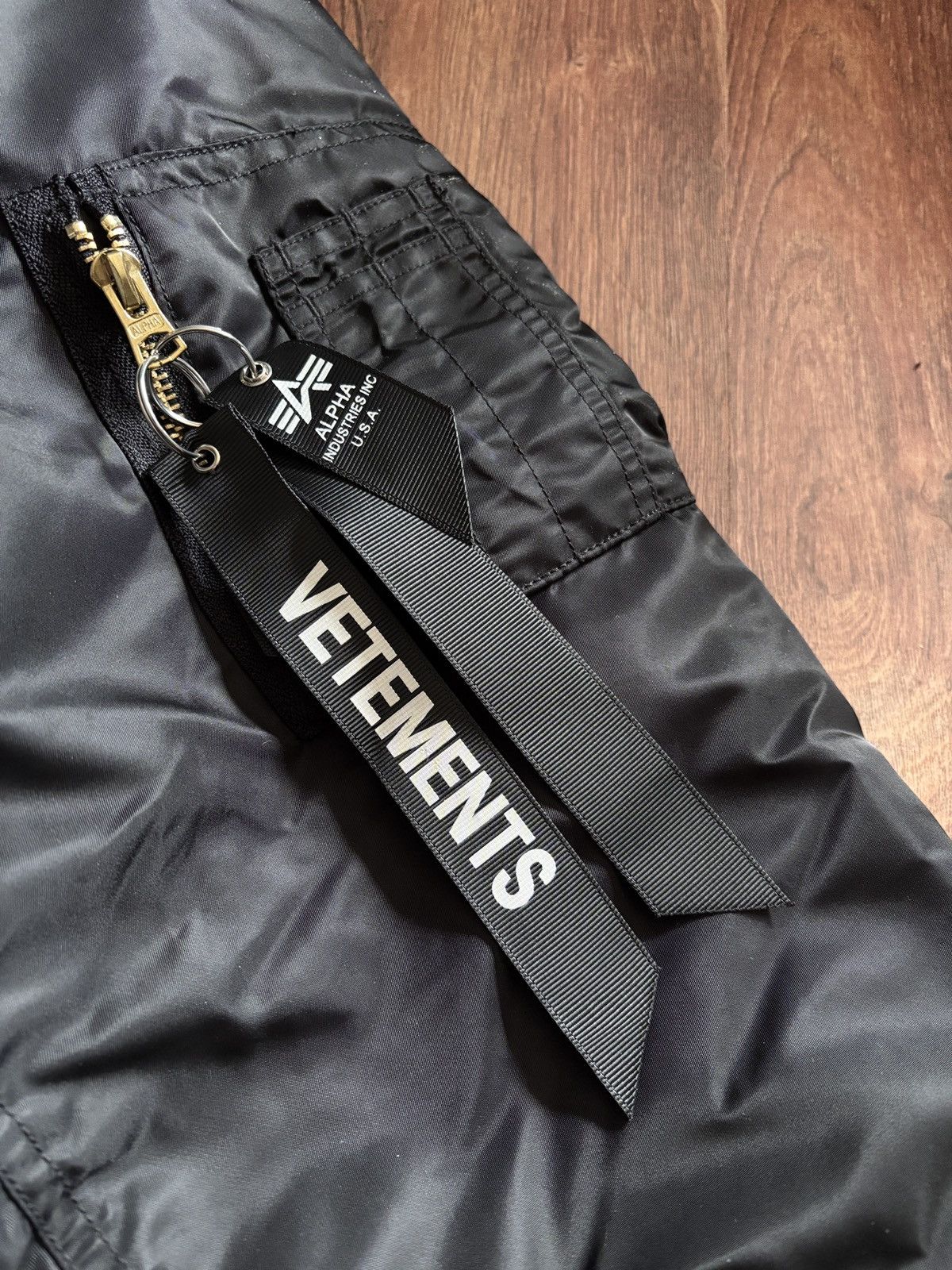 Vetements Vetements AW2022 oversize hooded bomber jacket Size US XS / EU 42 / 0 - 8 Thumbnail