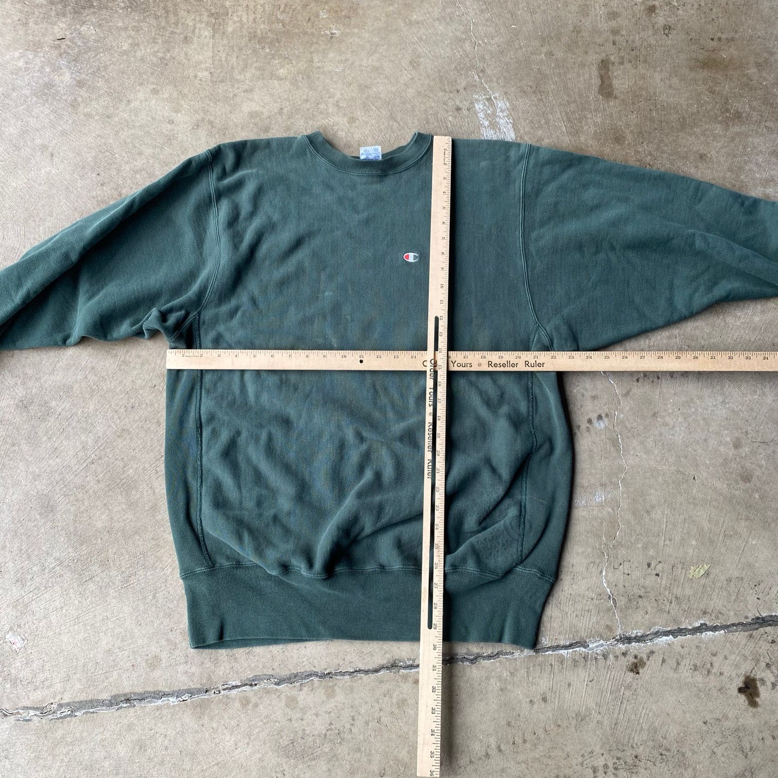 Vintage VINTAGE 80S CHAMPION REVERSE WEAVE GREEN SWEATSHIRT XXL Size US M / EU 48-50 / 2 - 4 Thumbnail