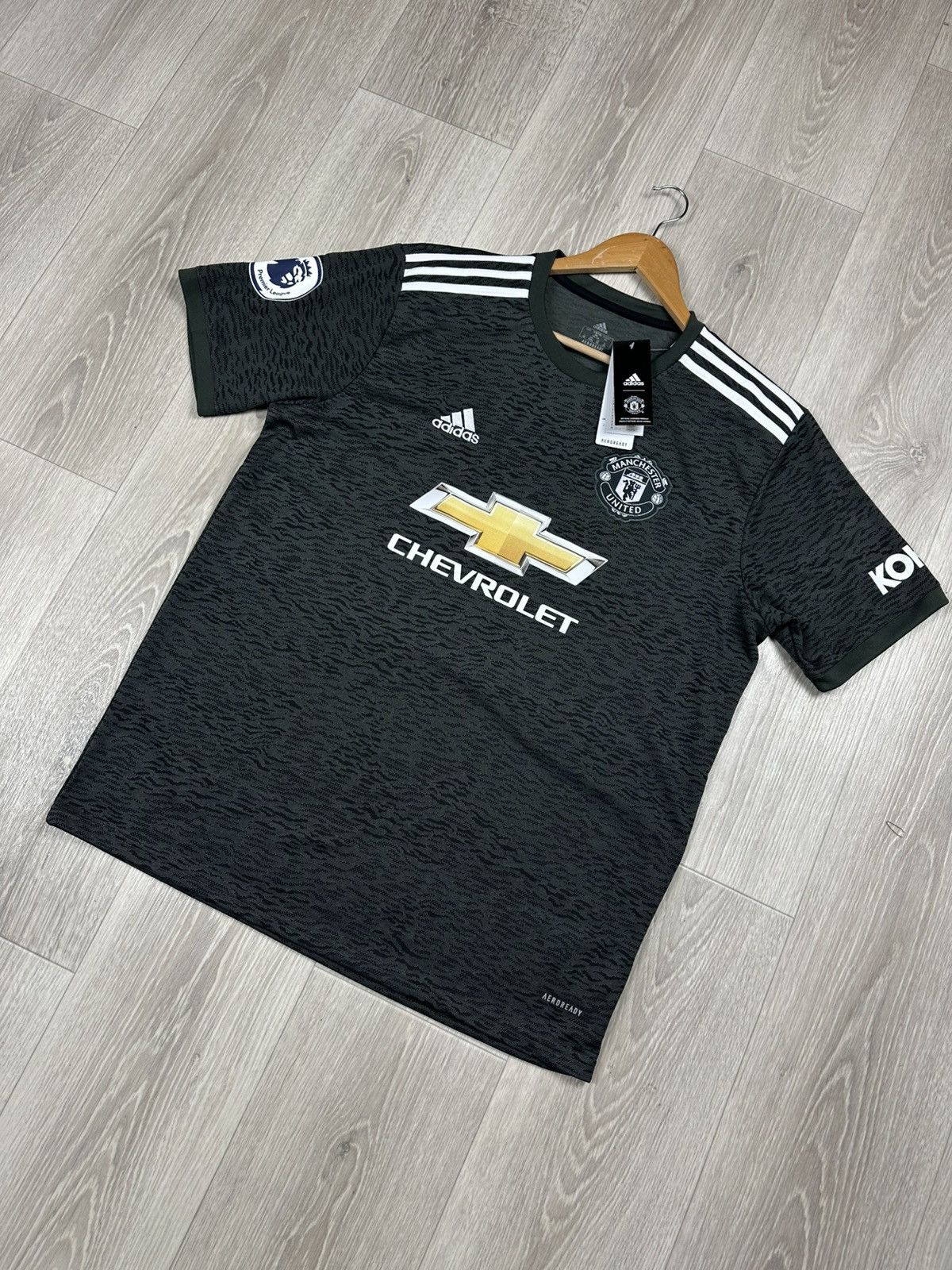 Adidas Adidas 2020/21 Manchester United Jersey #18 B. Fernandes Size US XXL / EU 58 / 5 - 4 Thumbnail