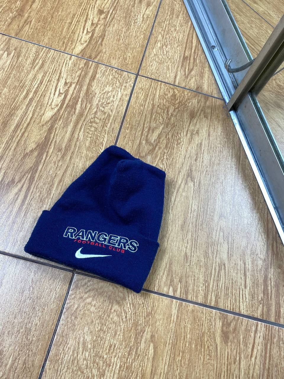 Nike × Vintage VINTAGE NIKE CENTER SWOOSH BEANIE Size ONE SIZE - 9 Thumbnail