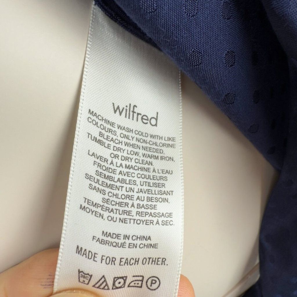 Other WILFRED ARITZIA Callie Satin Wrap Dotted Navy Mini Dress XS Size XS / US 0-2 / IT 36-38 - 8 Thumbnail