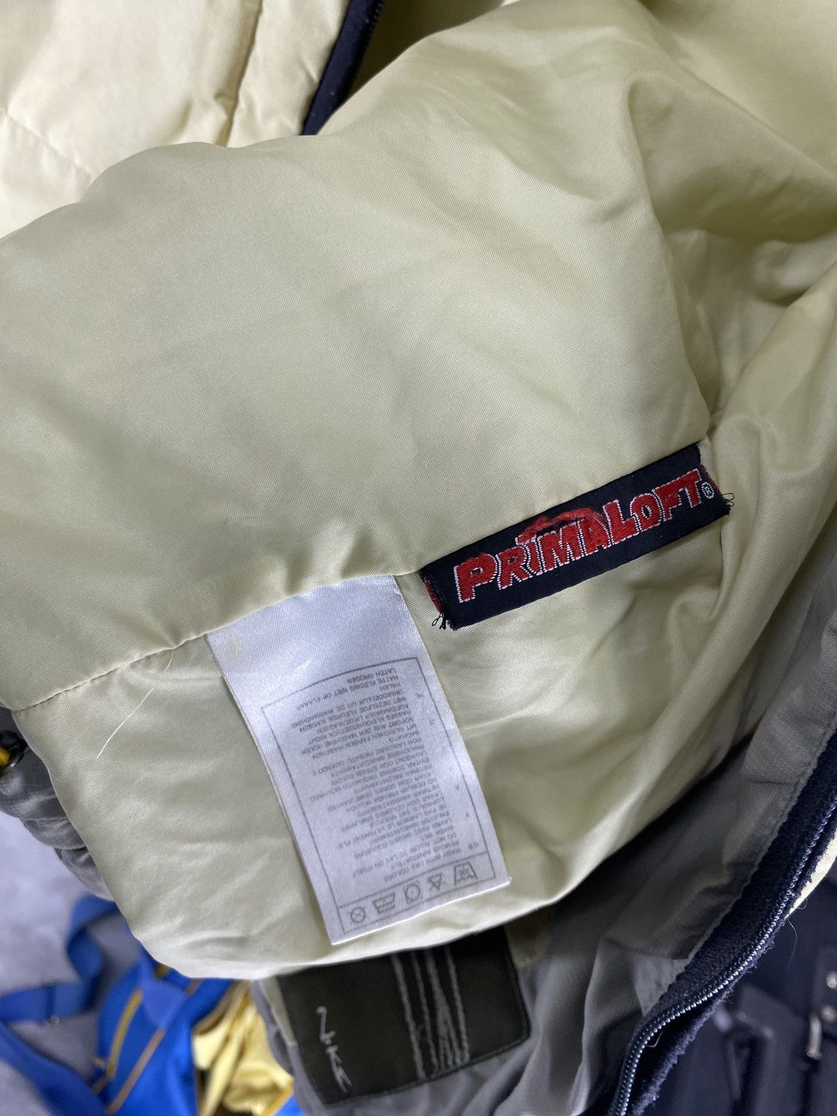 Nike Nike Primaloft Vintage Puffer Jacket Size L Size US L / EU 52-54 / 3 - 9 Thumbnail