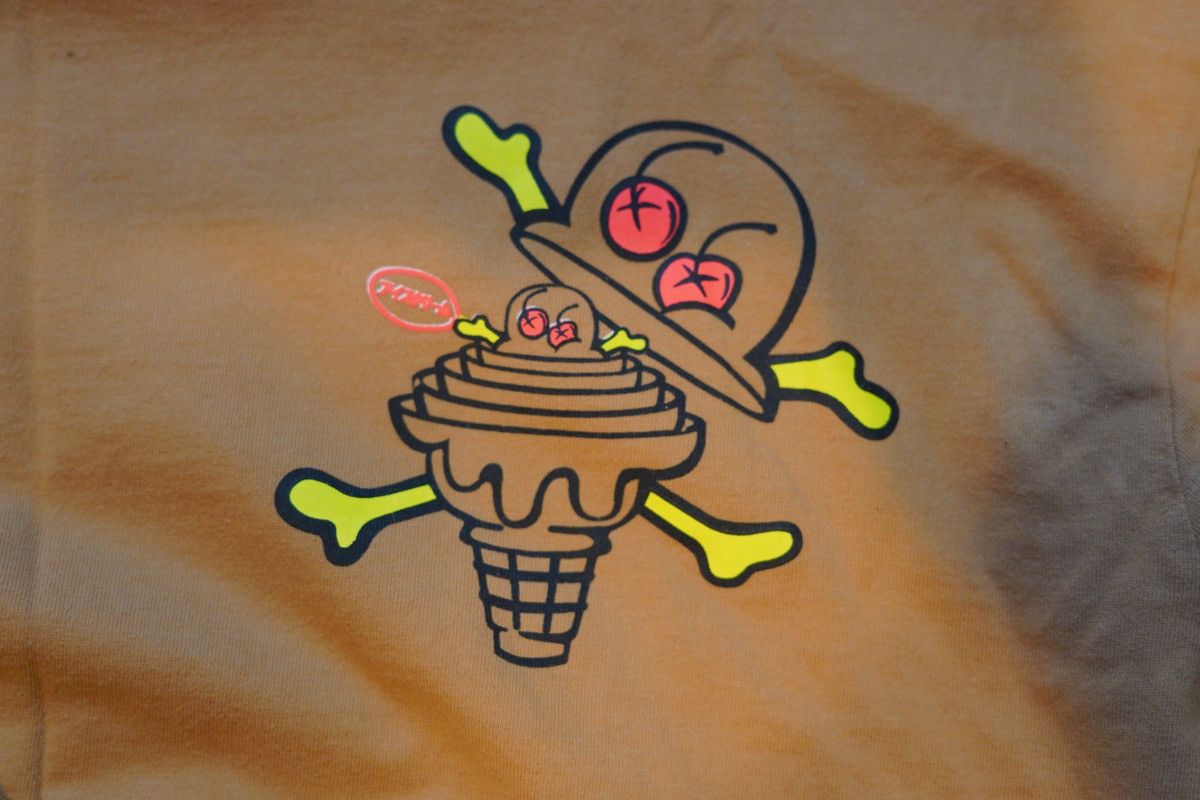 Icecream ice cream long sleeve sz XL Size US XL / EU 56 / 4 - 6 Thumbnail