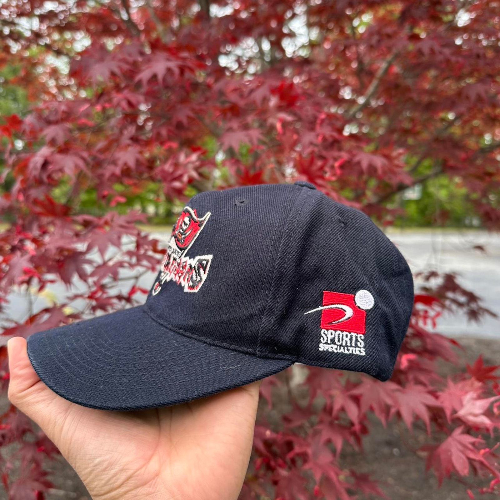 Pro Player × Sports Specialties Vintage Tampa Bay Buccaneers Sport Specialities Hat Size ONE SIZE - 3 Thumbnail