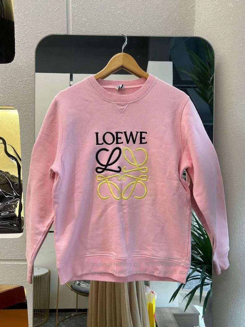 Loewe LOEWE Letter Embroidered Sweatshirt, Pink Size M / US 6-8 / IT 42-44 - 1 Thumbnail