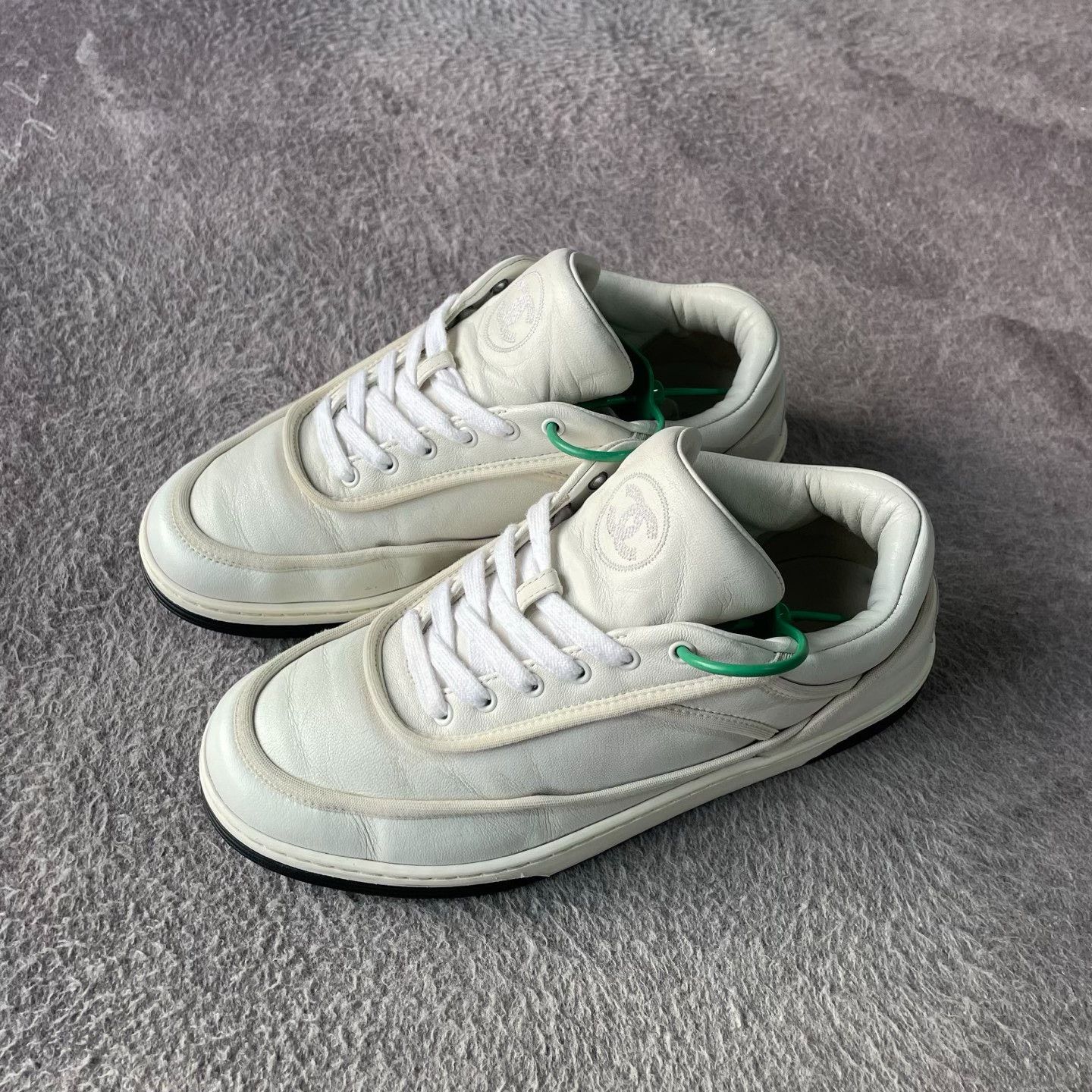 Chanel Chanel White Lowtop Sneakers 36 Women Size US 6 / IT 36 - 1 Thumbnail