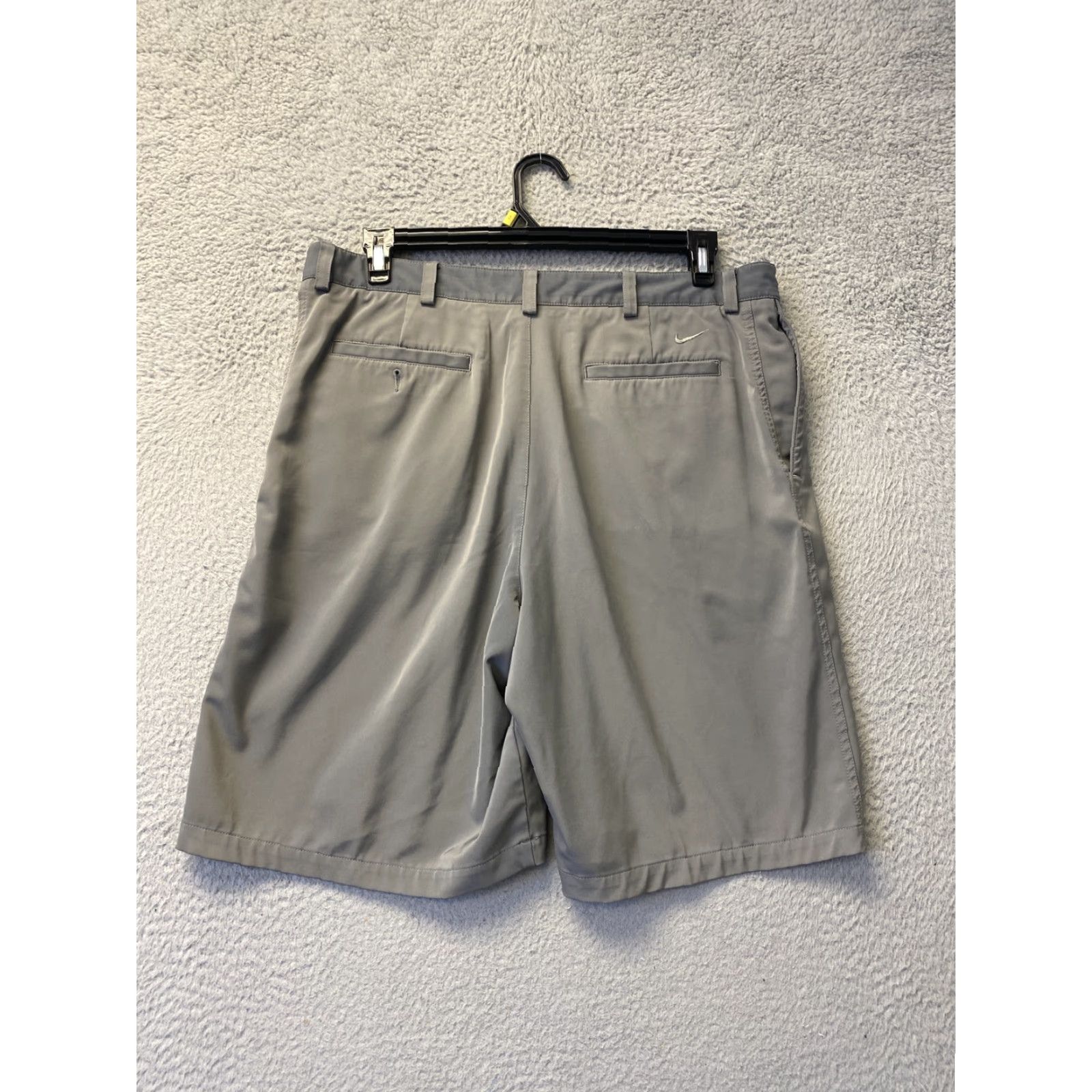 Nike Men’s Nike Golf Dri-Fit Shorts 36 Gray Logo Flat Front Waist Mens Size US 36 / EU 52 - 5 Thumbnail