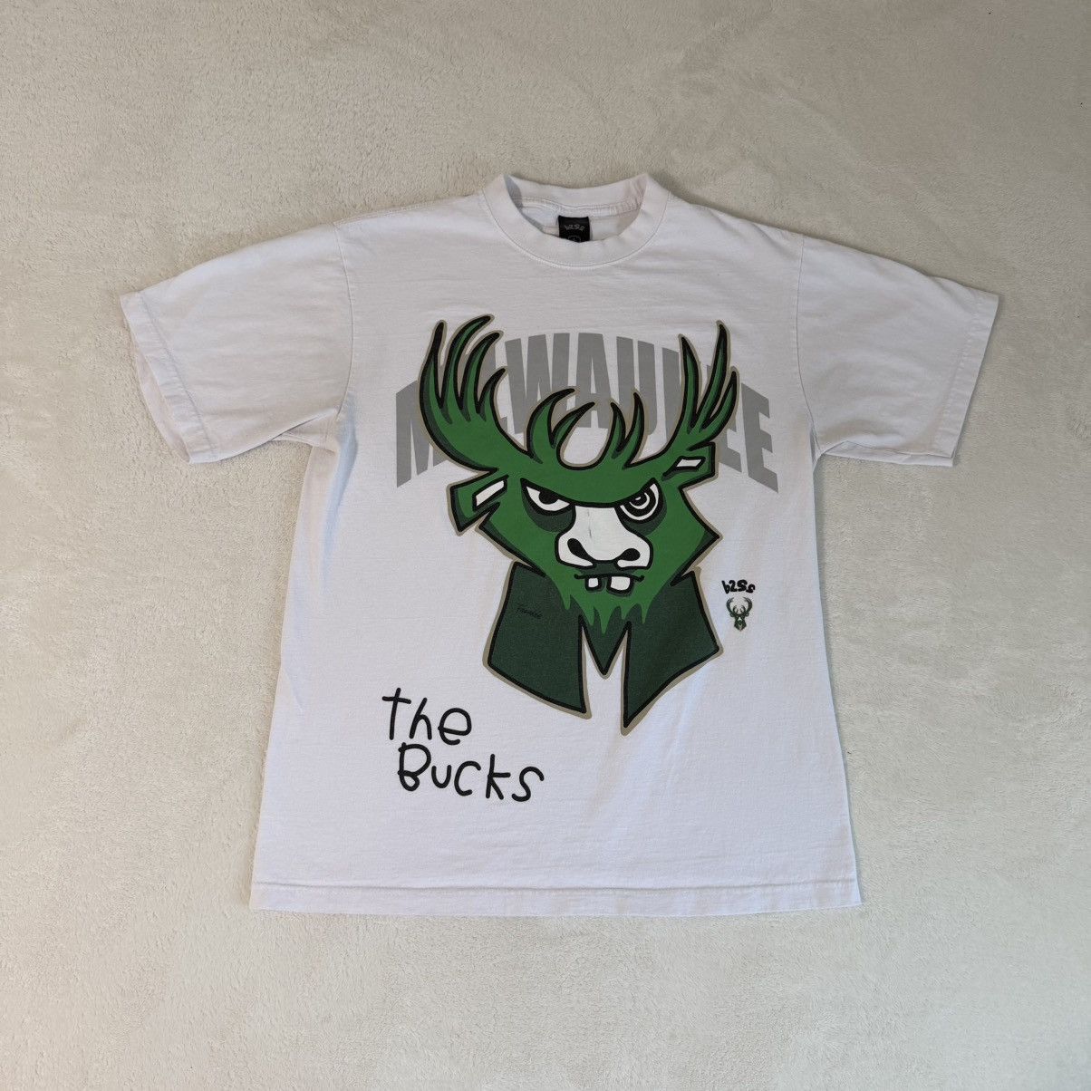 Other back 2 school special Milwaukee Bucks Oversized T-Shirt Size US L / EU 52-54 / 3 - 1 Thumbnail