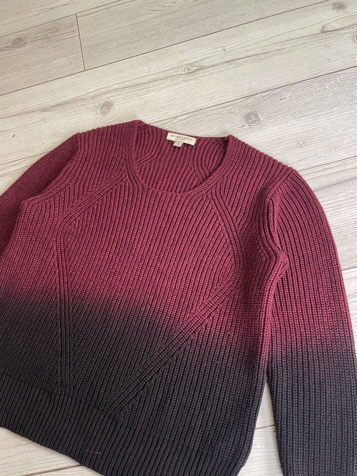 Burberry Burberry Knit Sweater Size L / US 10 / IT 46 - 11 Thumbnail